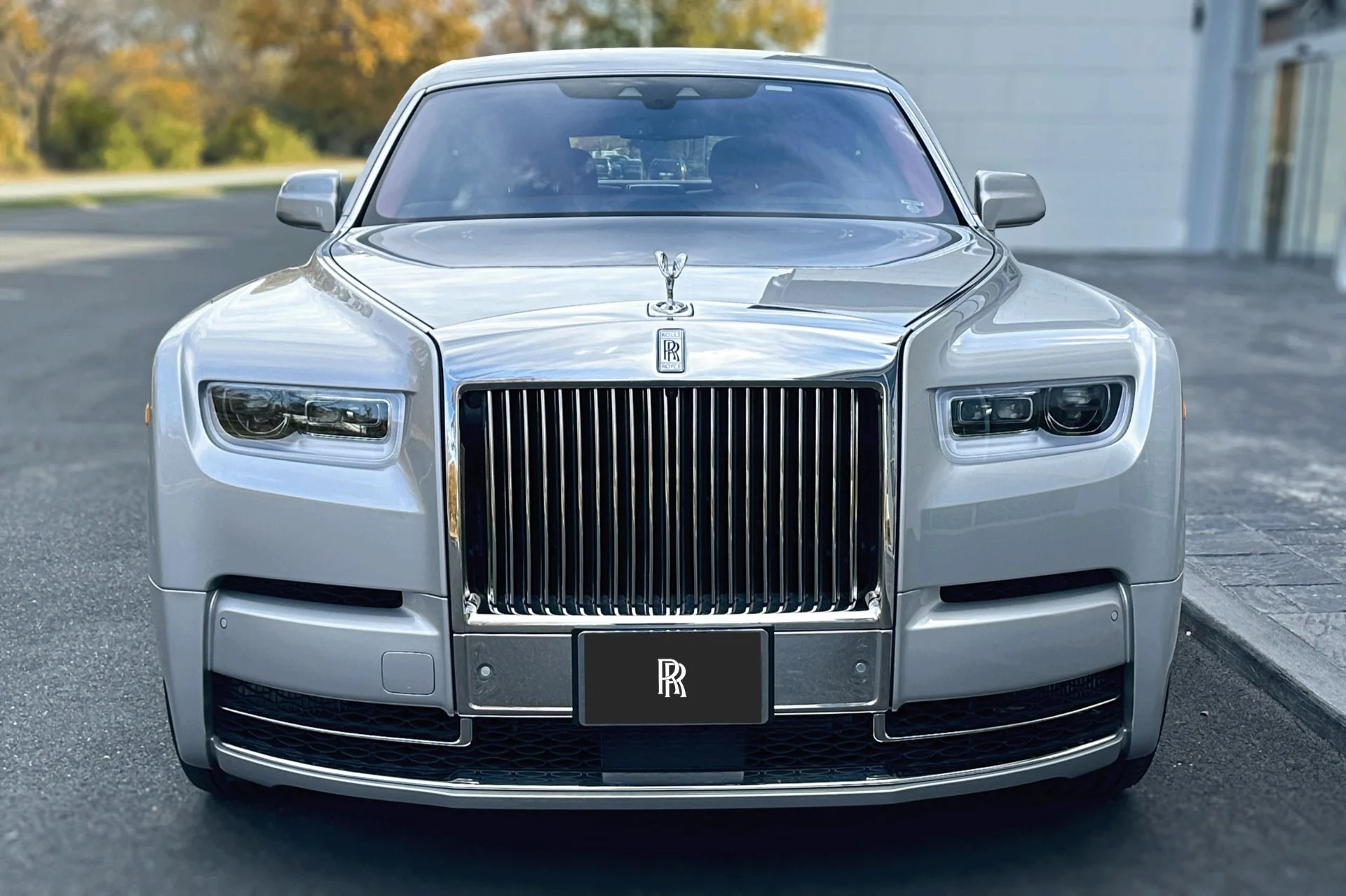 mph007_1298812932_Used_2022_Rolls_Royce_Phantom_EWB_1762892452_c9f1ee51a6