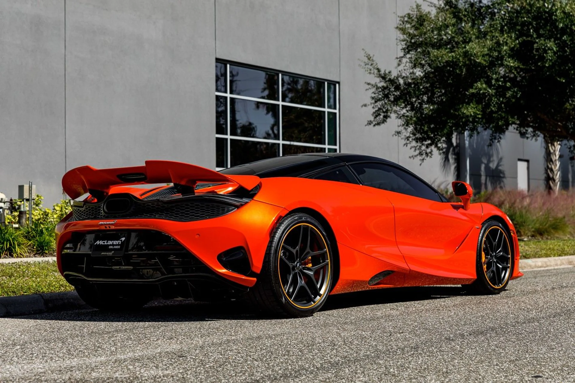 mph007_1302868517_618_p8_l_4067415e7a