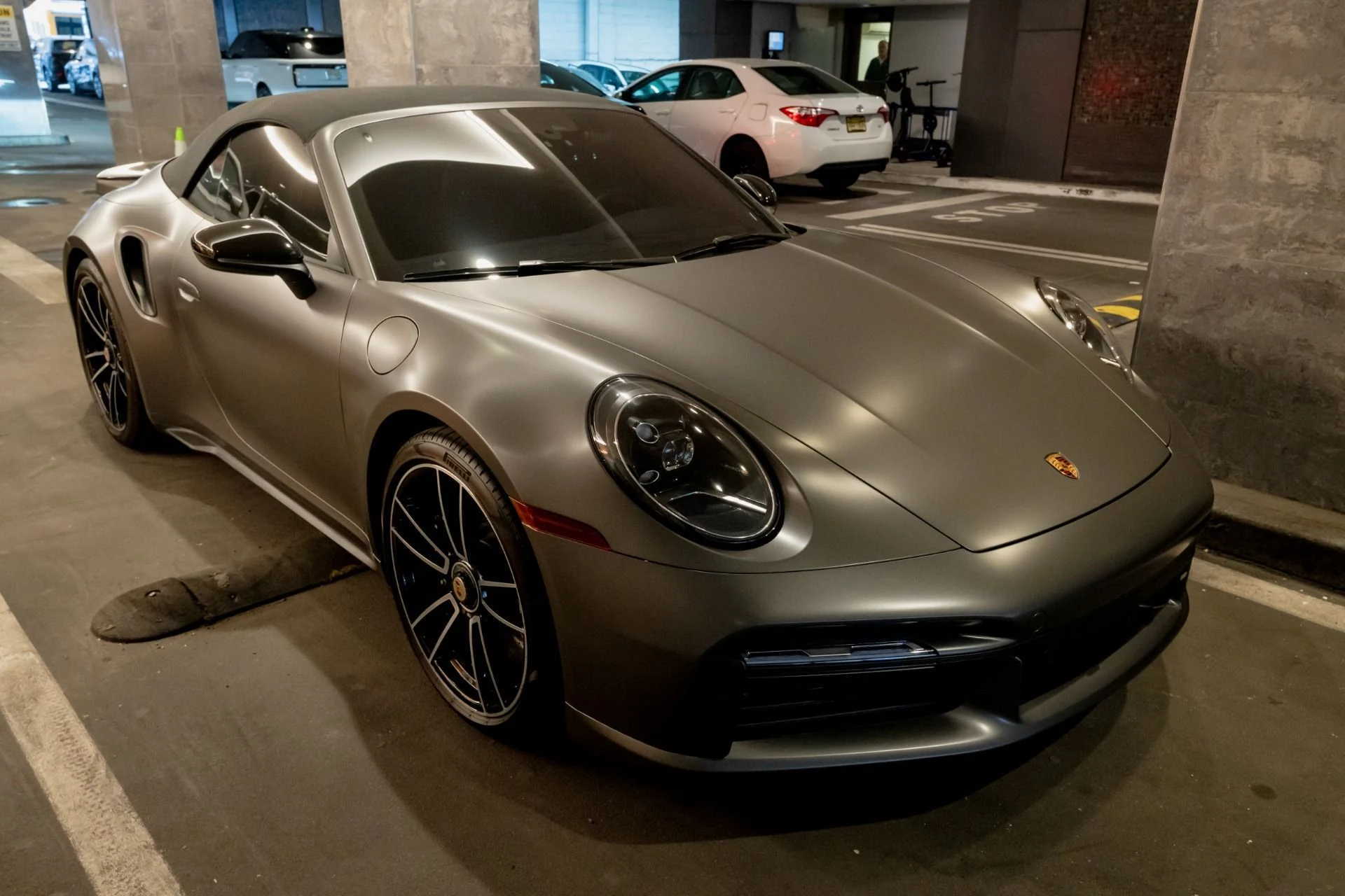 mph007_1308647352_Used_2023_Porsche_911_Turbo_S_1778189282_35ba66ab54