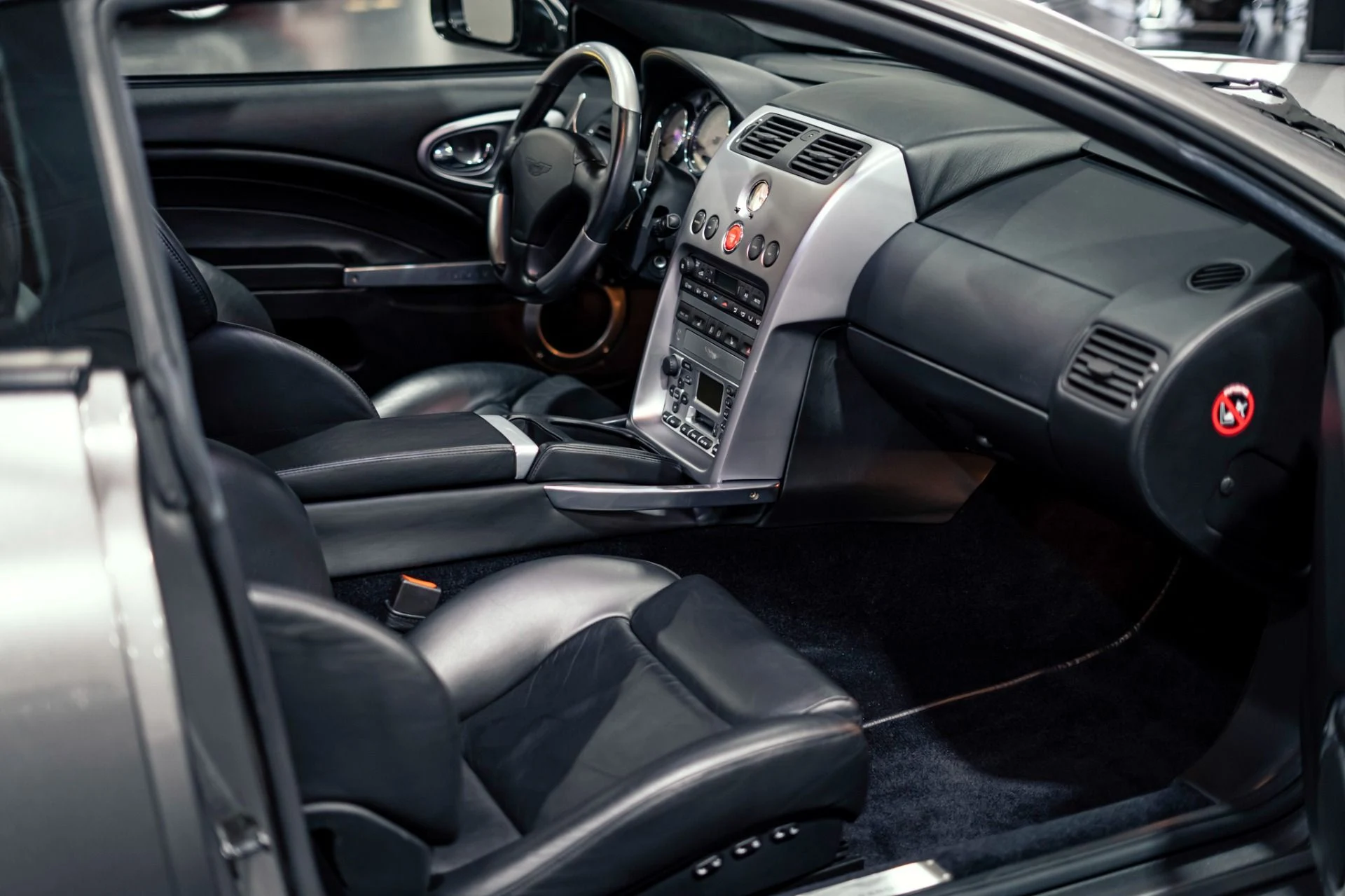 mph007_131669874_Used_2003_Aston_Martin_V12_Vanquish_1778694278_24a6313f31