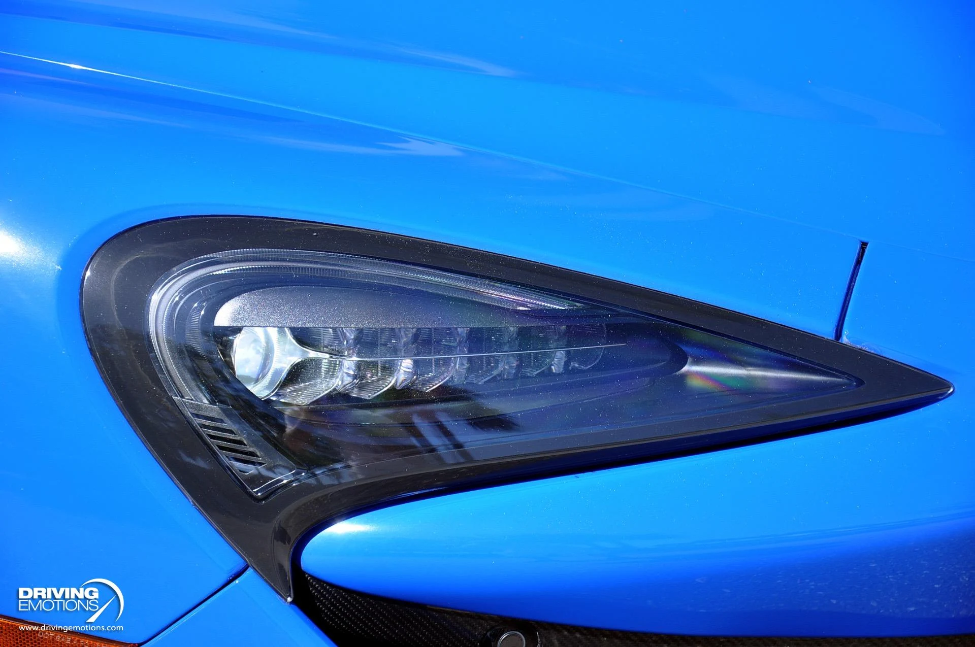 mph007_1321816375_836_p8_l_97bf1935e4