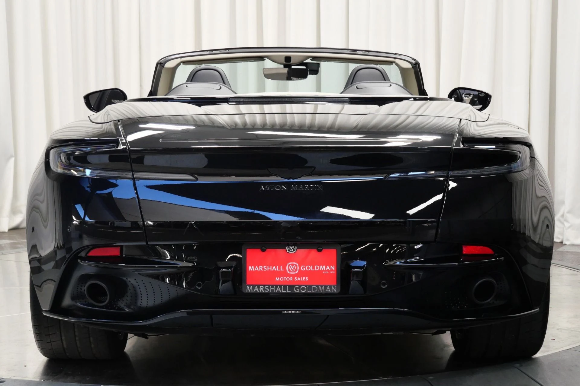 mph007_1338567649_Used_2021_Aston_Martin_DB_11_Volante_1760108226_e7ea95aee8