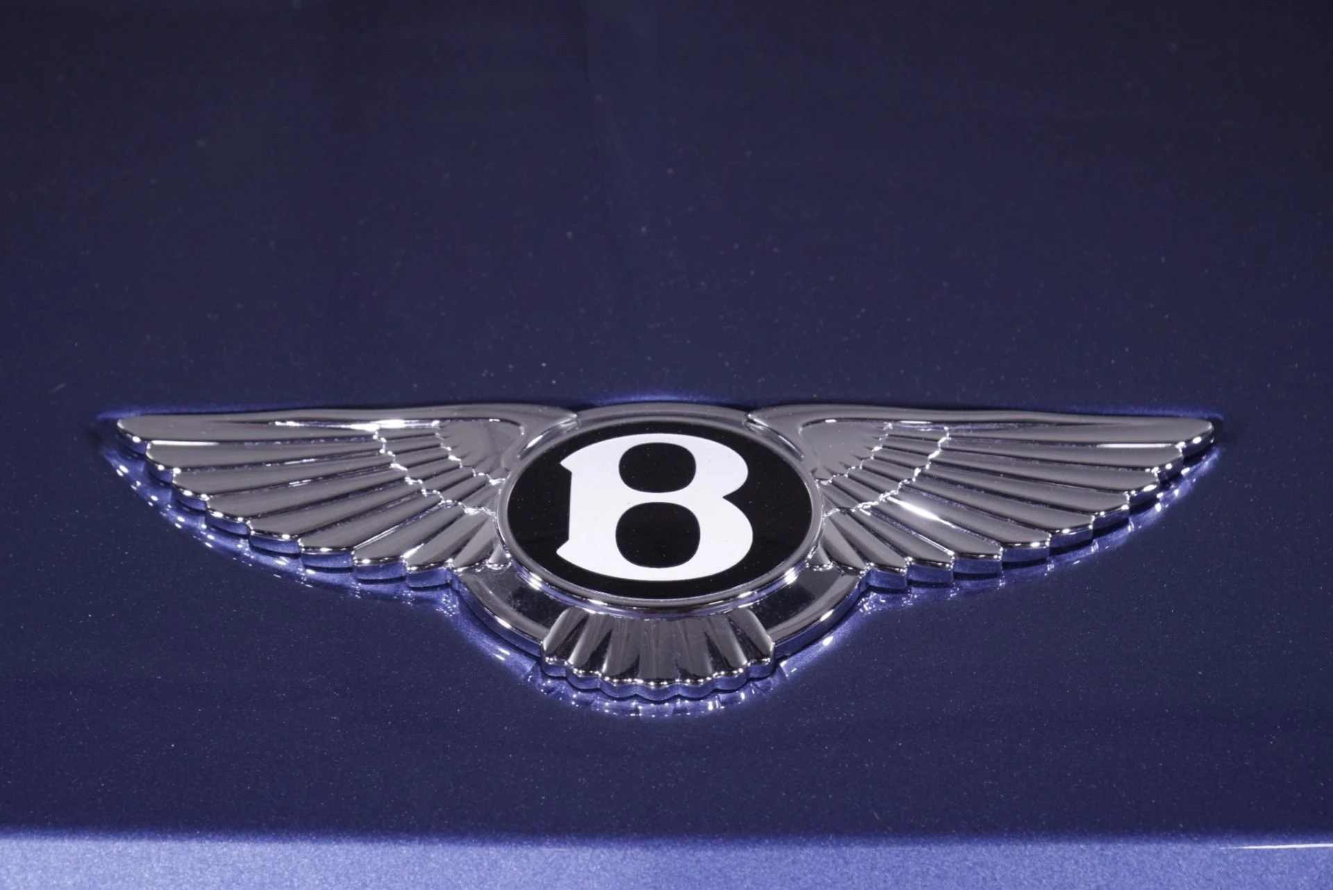 mph007_1338610130_New_2026_Bentley_Continental_GTC_Azure_1763171768_37ab9c48f8