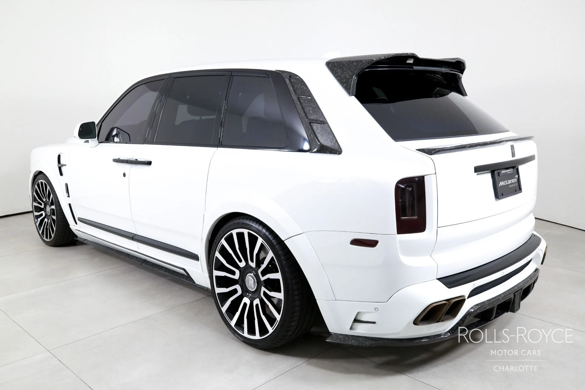 mph007_1339189477_Used_2024_Rolls_Royce_Cullinan_1784324303_9658e7f800