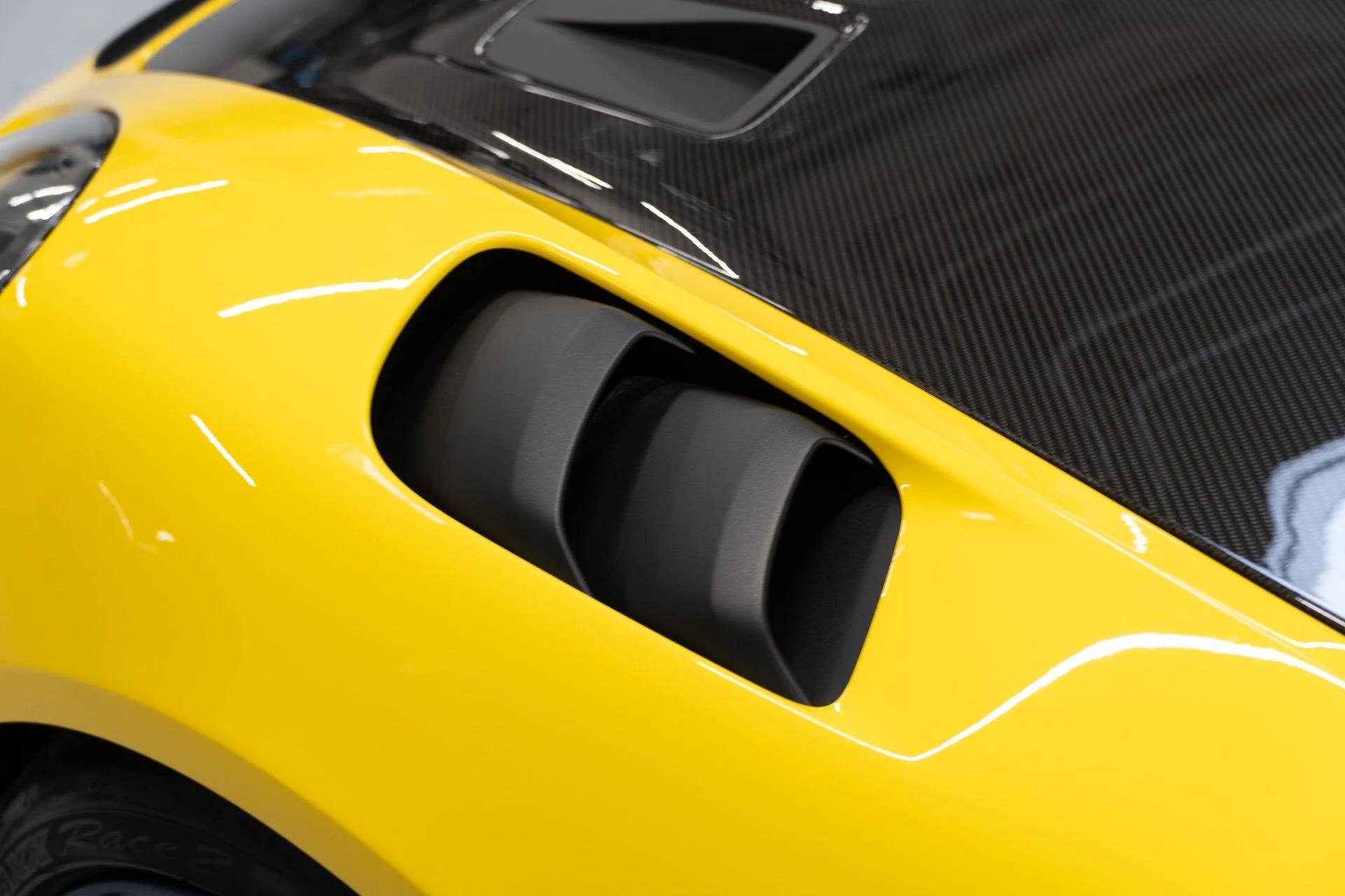 mph007_133953051_Used_2024_Porsche_718_Cayman_GT_4_RS_1738792005_4cc374ea44