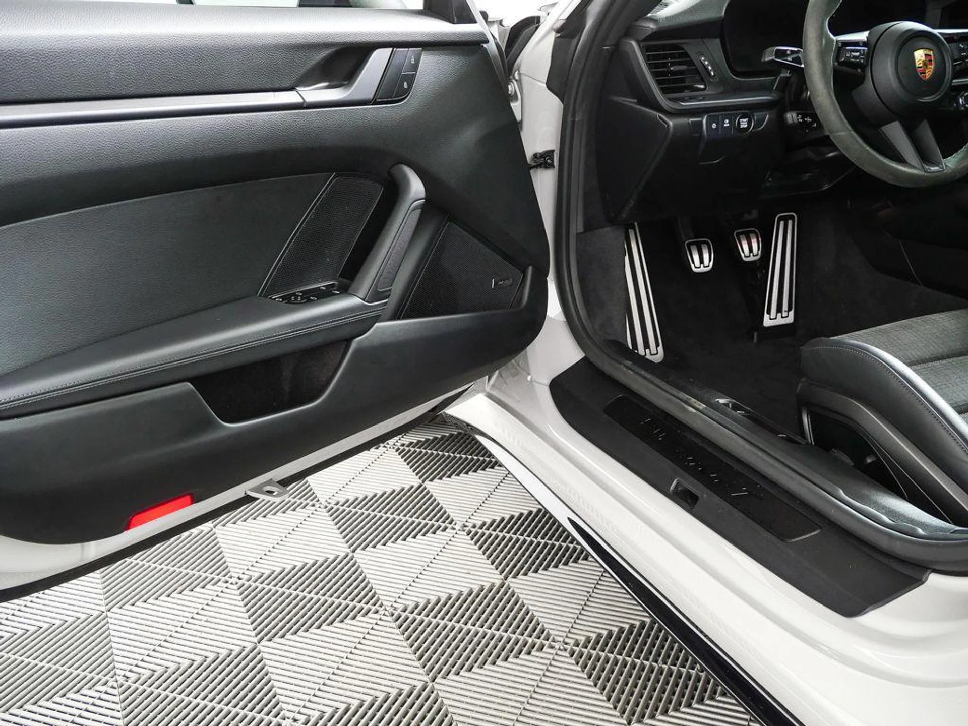 mph007_1342482184_y_Qm_RLW_Pf_Fa0tev_Yr_DA_8ca_M15w_Hk_416f004288