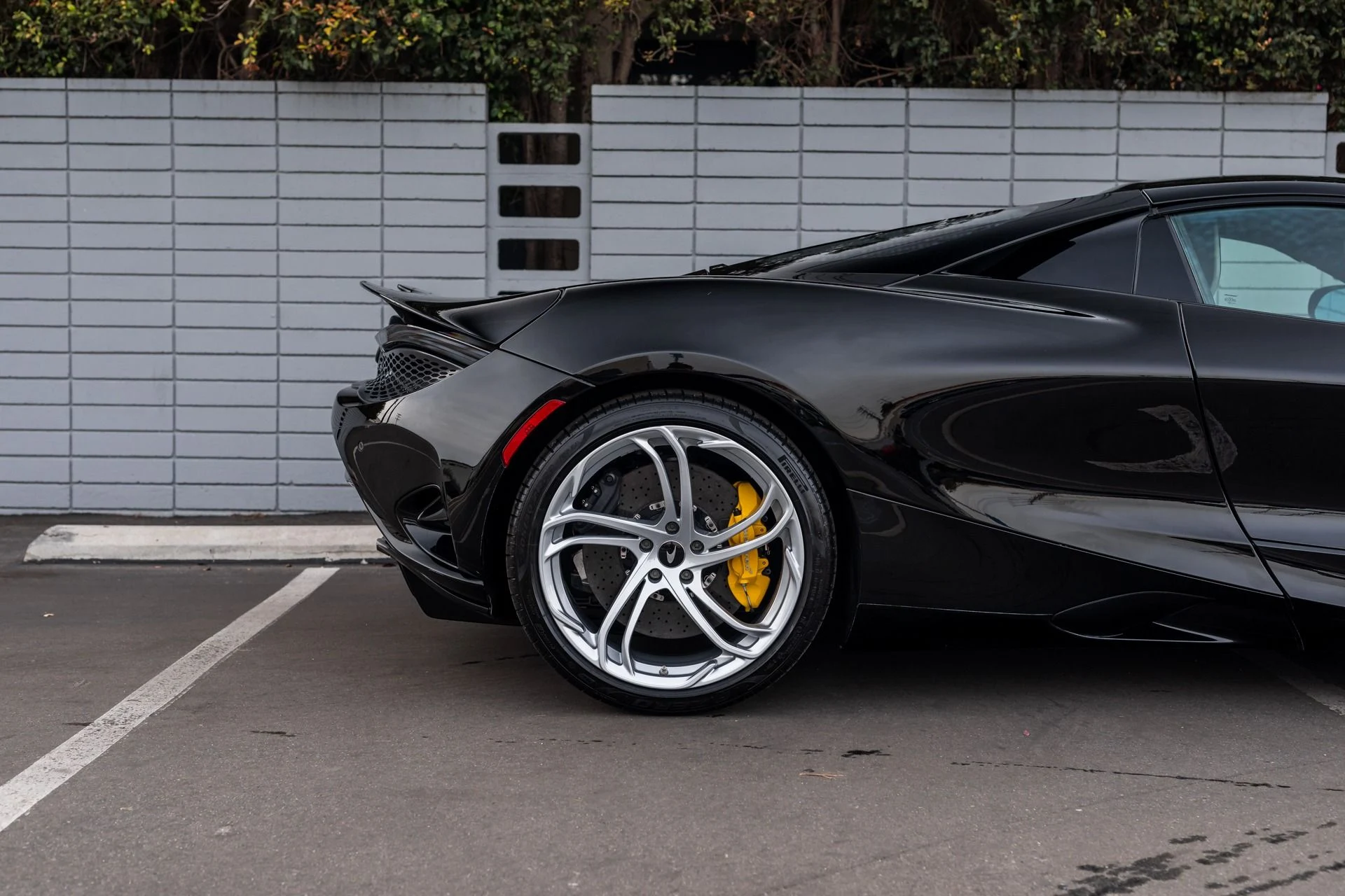mph007_1344727909_Used_2024_Mc_Laren_750_S_Spider_1781806611_0f3e2fccbd