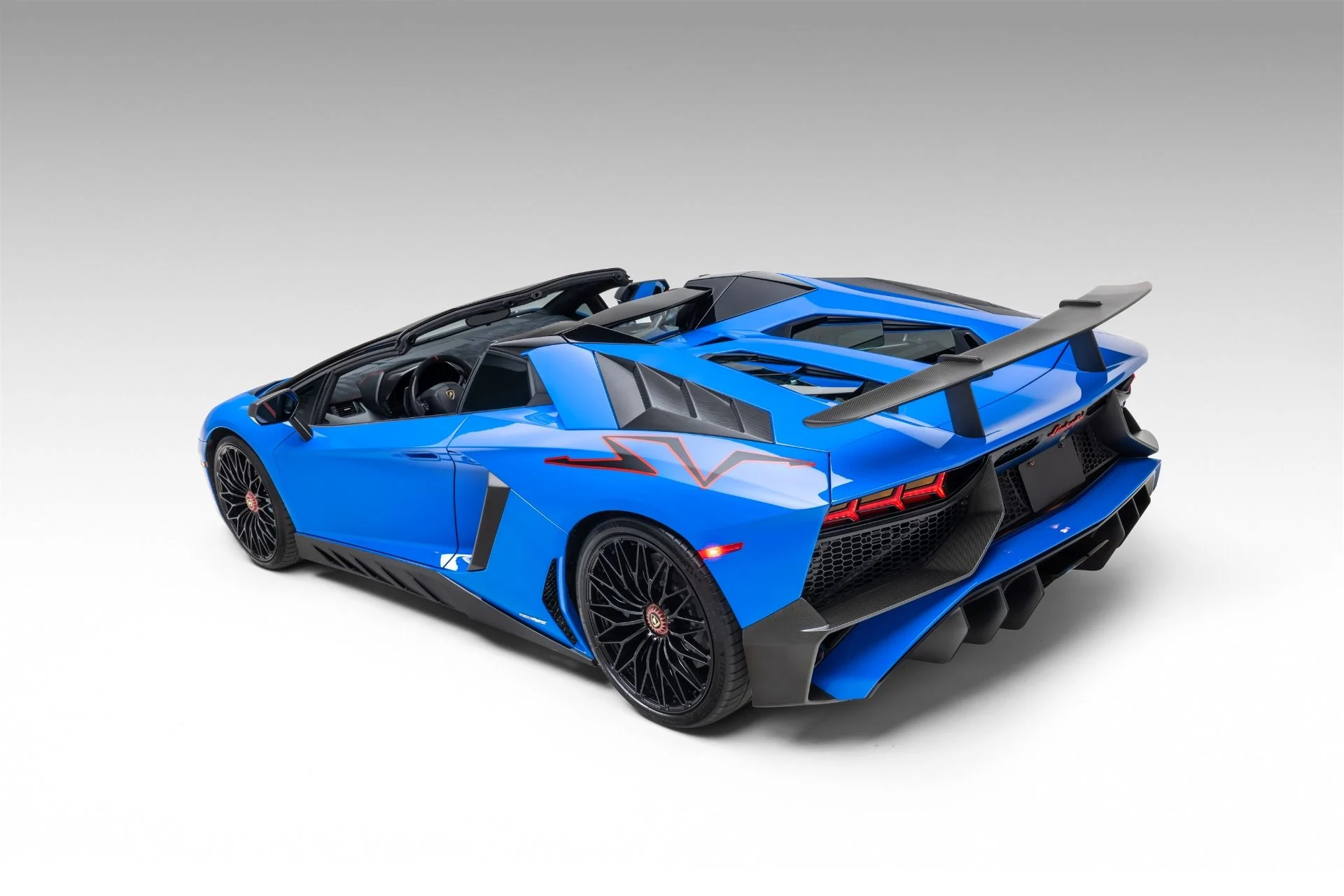 mph007_1347103766_7478_p8_l_b1bcac49f0