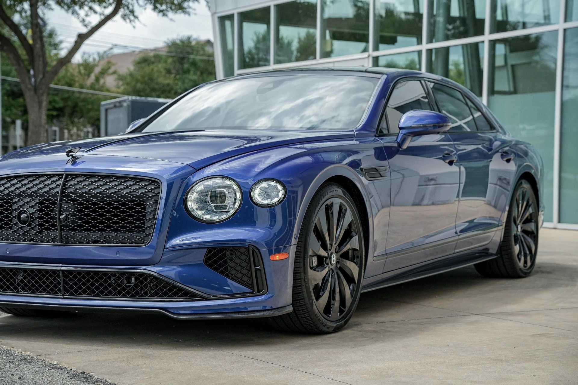 mph007_1348897178_Hi_Tech_Luxury_Imports_LLC_SCBBP_6_ZG_0_SC_023385_image_7_ec92b313e4