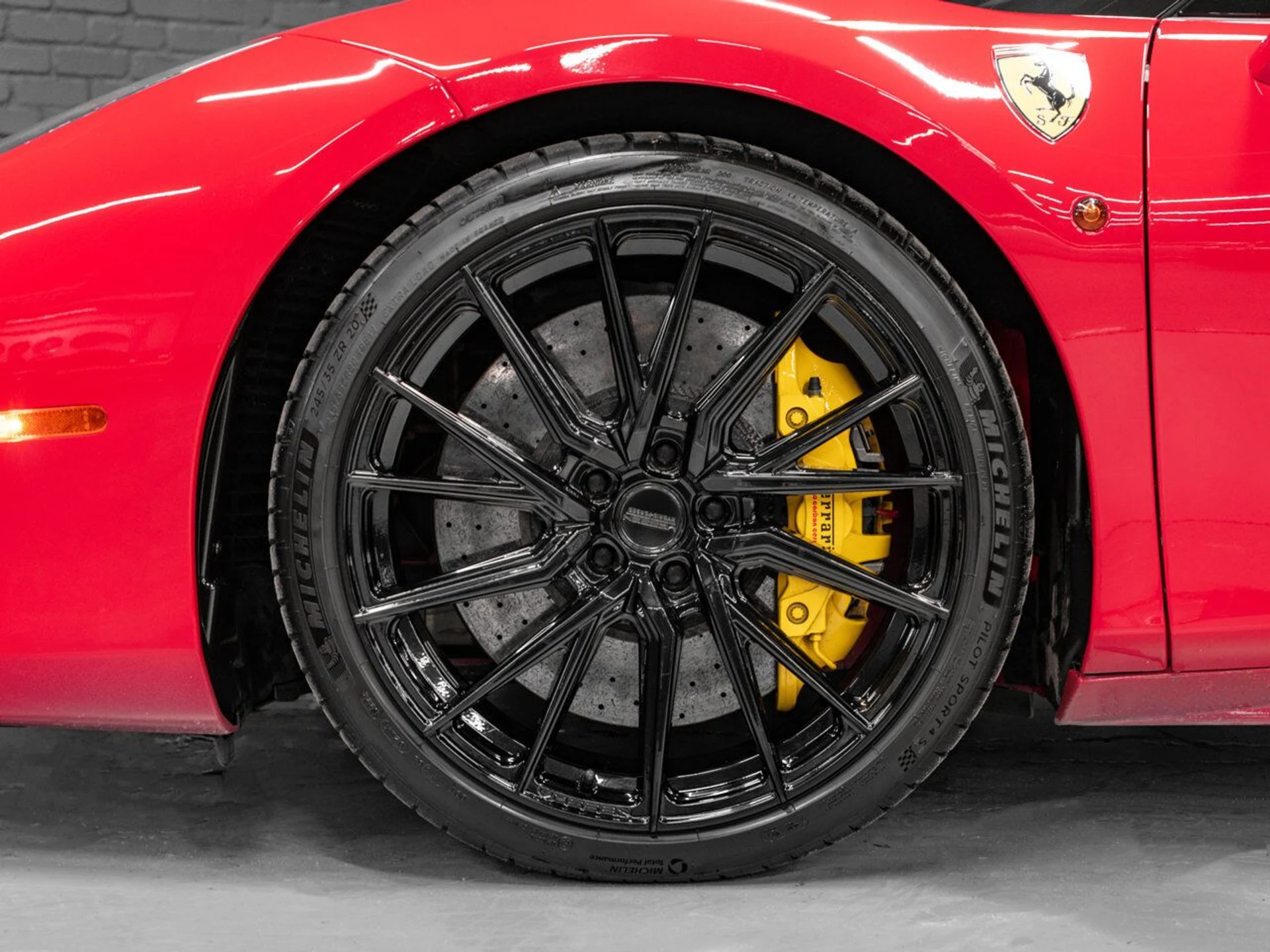 mph007_134926557_ferrari_488_spider_2018_feb8791b54