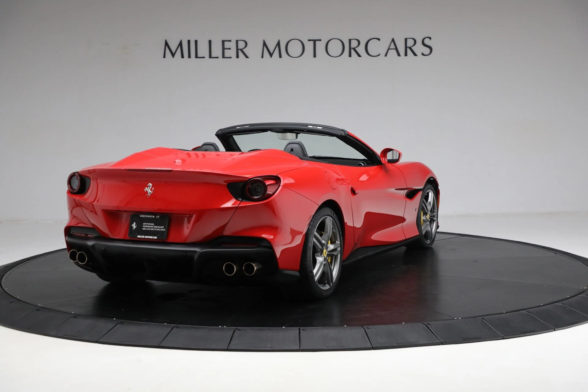 mph007_1353661012_Used_2023_Ferrari_Portofino_M_1793389960_f0016a0601