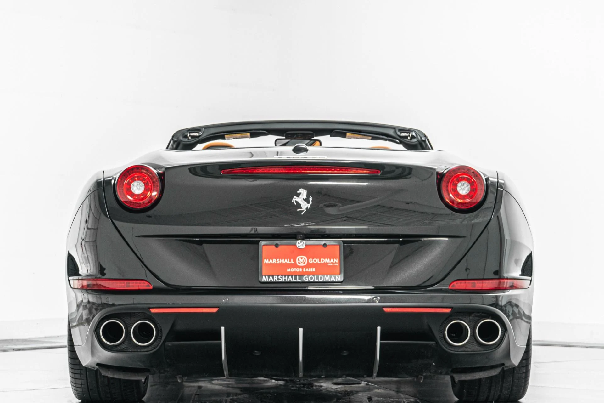 mph007_1354520282_Used_2015_Ferrari_California_Full_Power_and_Heated_Seats_Twin_Turbo_V8_1776271137_d89de7e530