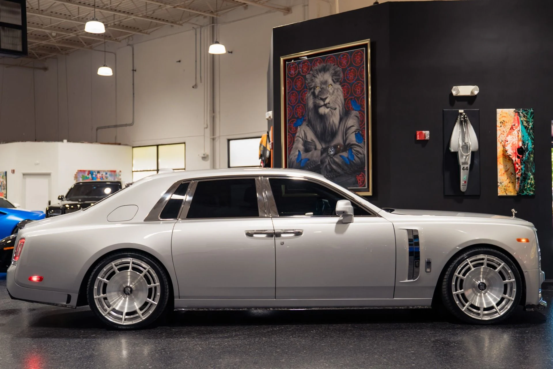 mph007_1354632163_Used_2020_Rolls_Royce_Phantom_Mansory_Carbon_Kit_1786567460_ee145ca79d