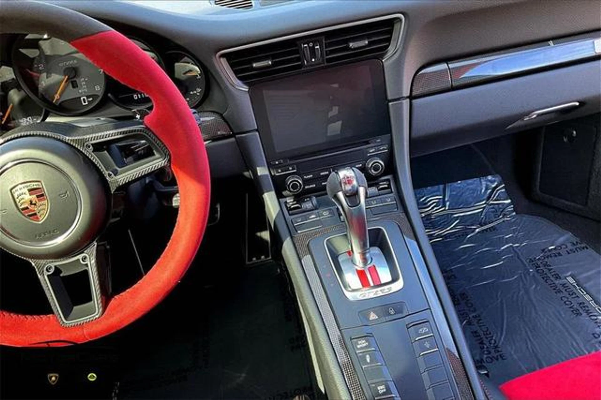 mph007_135939867_J45e_Z6_EQBZW_Zi_Raci76_RU_Wae50_92a4da3997