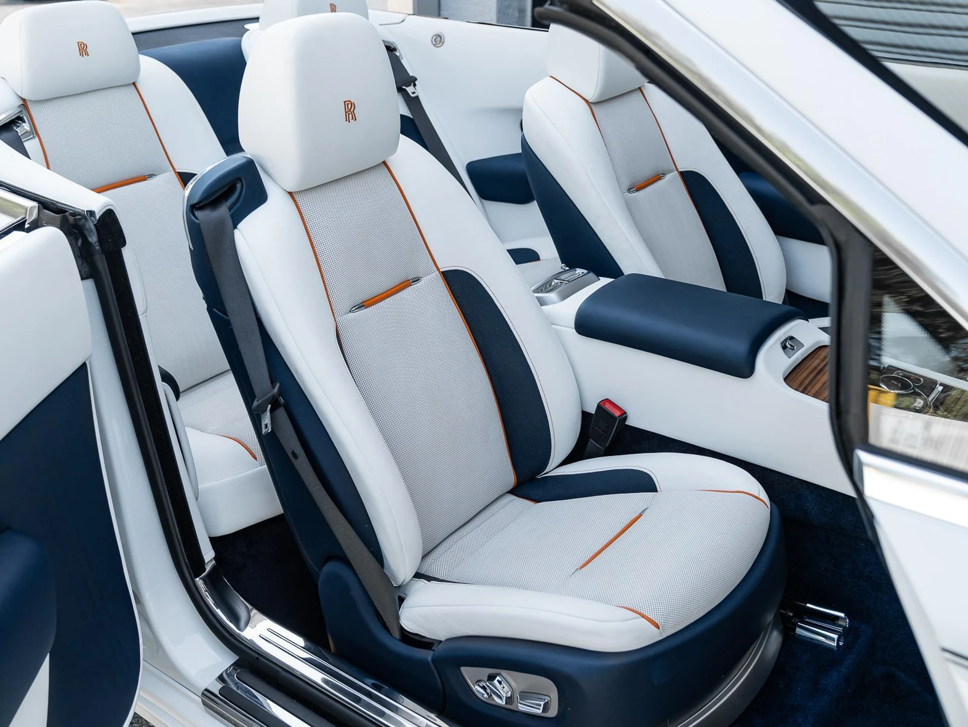 mph007_135950442_Used_2016_Rolls_Royce_Dawn_2dr_Convertible_1782414099_271e07fc2f