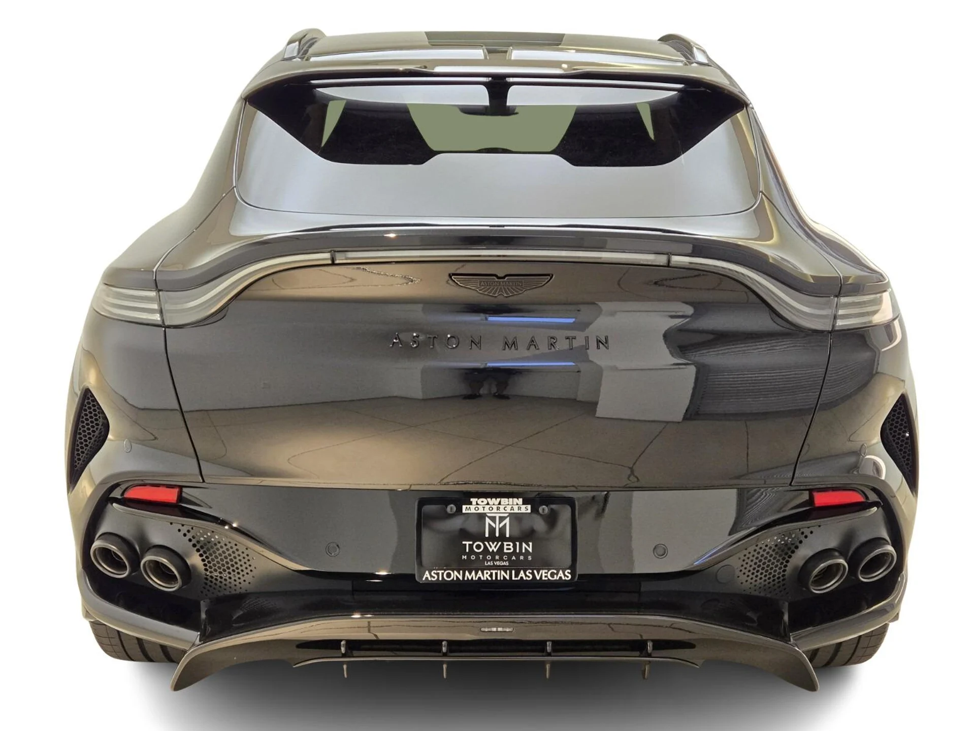 mph007_1359995972_New_2026_Aston_Martin_DBX_707_1761716884_dcad5cb664