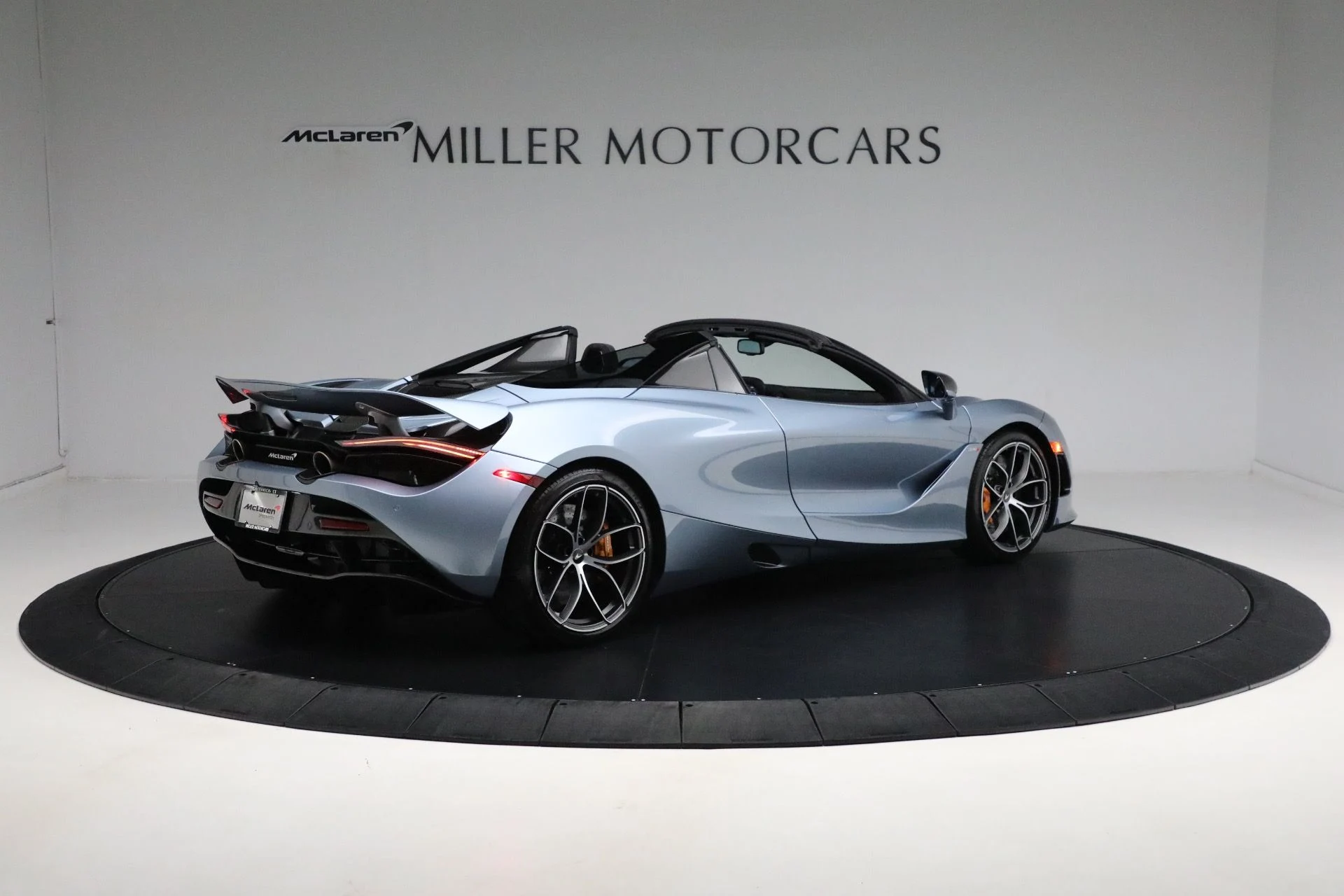 mph007_1372658293_Used_2023_Mc_Laren_720_S_Spider_Performance_94a6fe0048