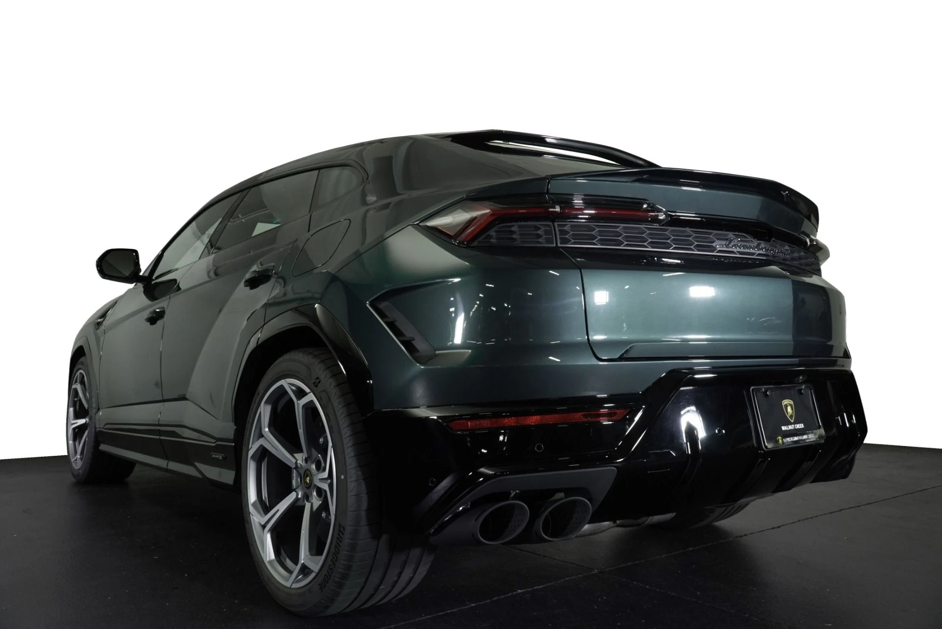 mph007_137669844_New_2025_Lamborghini_Urus_SE_1760113622_c71d3ff1ad