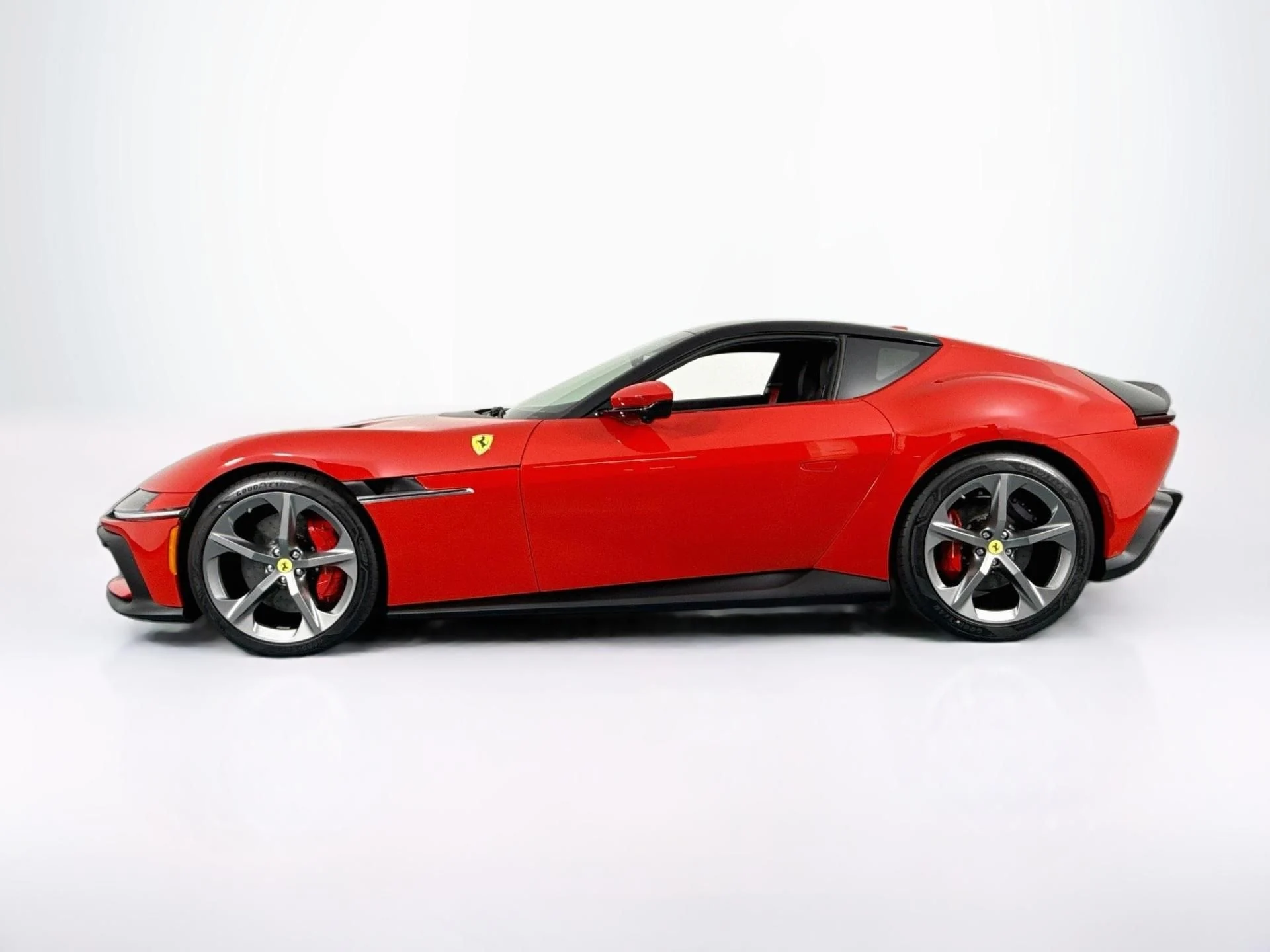 mph007_1377137856_Used_2026_Ferrari_12_Cilindri_1787771869_690cc4f18f