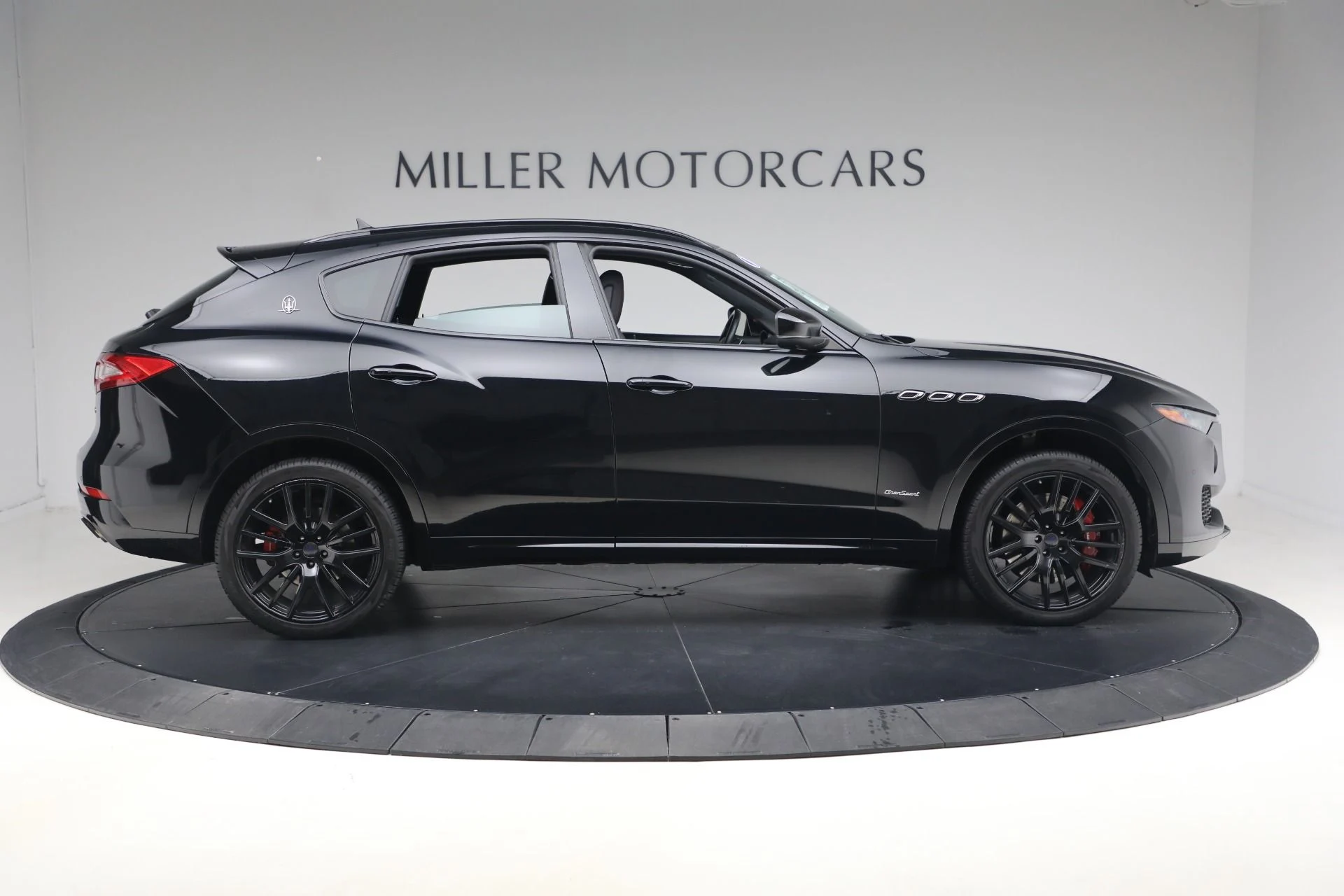 mph007_138409074_Used_2018_Maserati_Levante_S_Gran_Sport_1771509537_becc4b989a