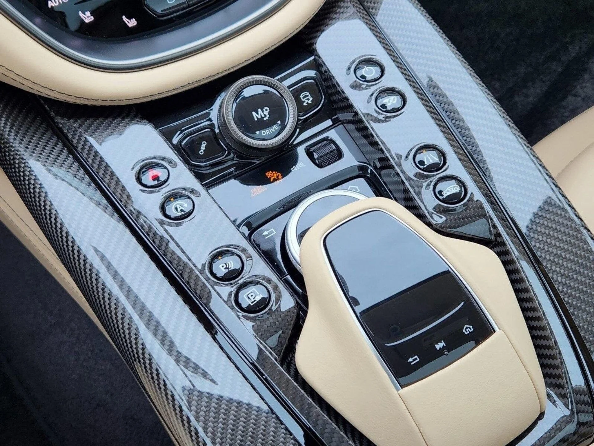 mph007_138439991_2a3d623aa2ece18d8f1714a53ee5a202x_0400ddb786