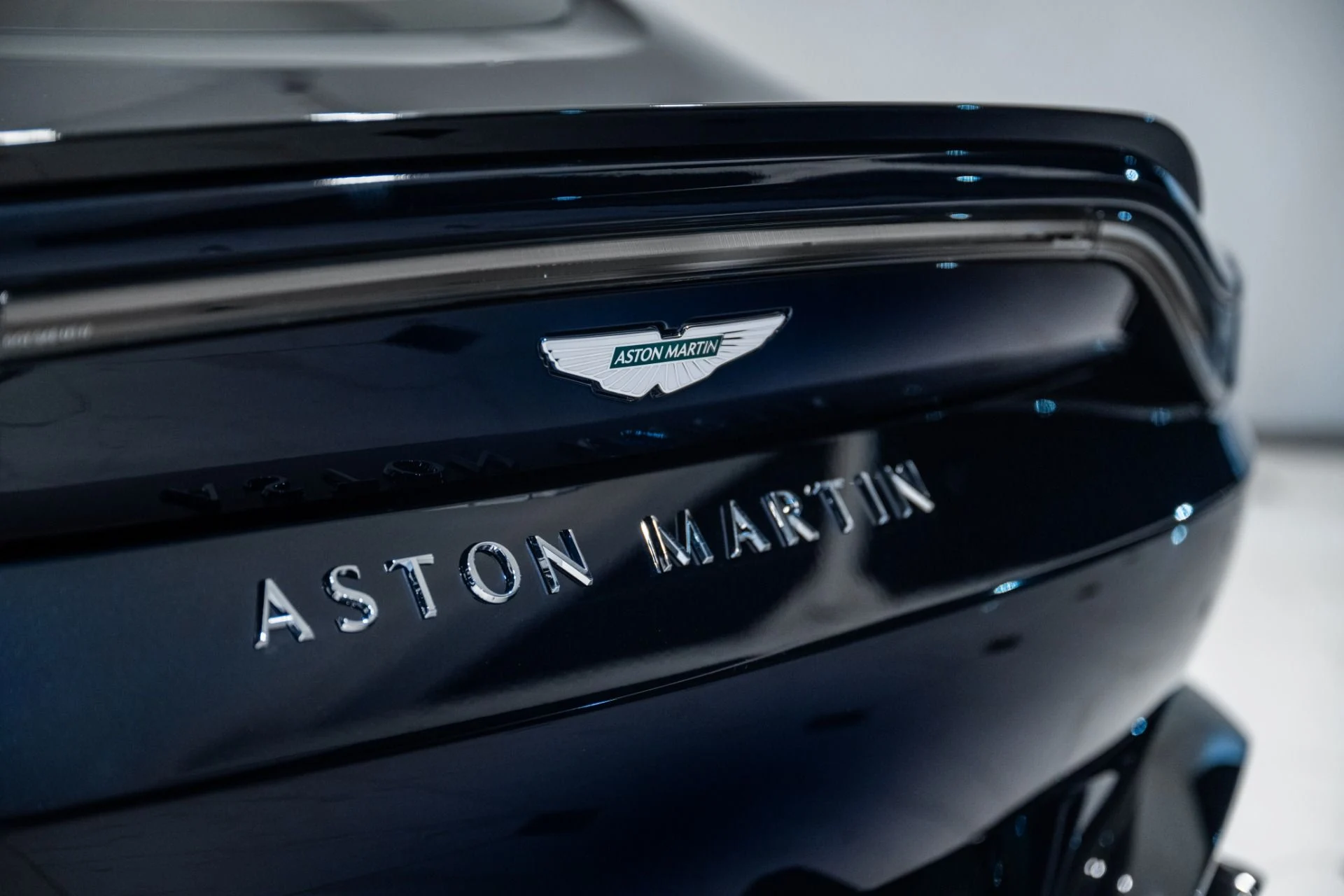 mph007_1388846157_New_2026_Aston_Martin_Vantage_S_Coupe_1767629088_7b606450e6