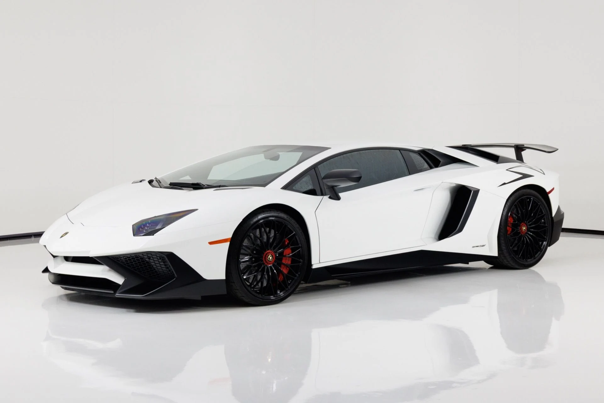 mph007_1391859647_Used_2016_Lamborghini_Aventador_LP_750_4_Superveloce_1779992498_412c553765