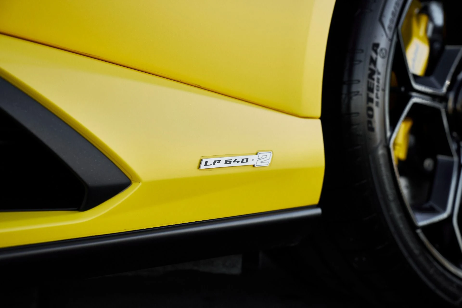 mph007_1393548273_Used_2023_Lamborghini_Huracan_Tecnica_Base_1765333466_7297f726b8