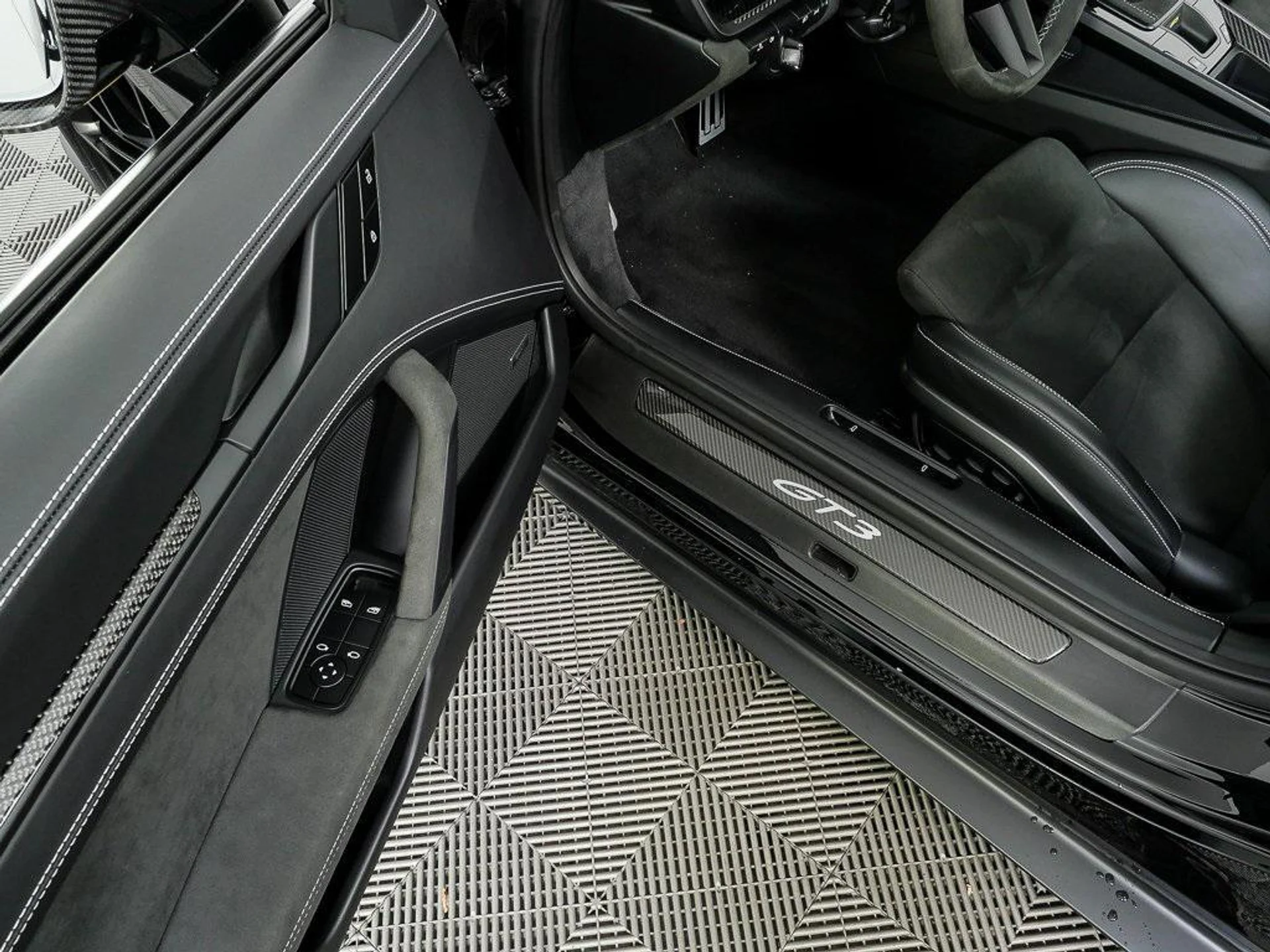 mph007_1419782789_b_Fqq_Pde_Ar_Of2_N_Ncm_KS_4h_BBTL_Qhg_d5ebca9e85