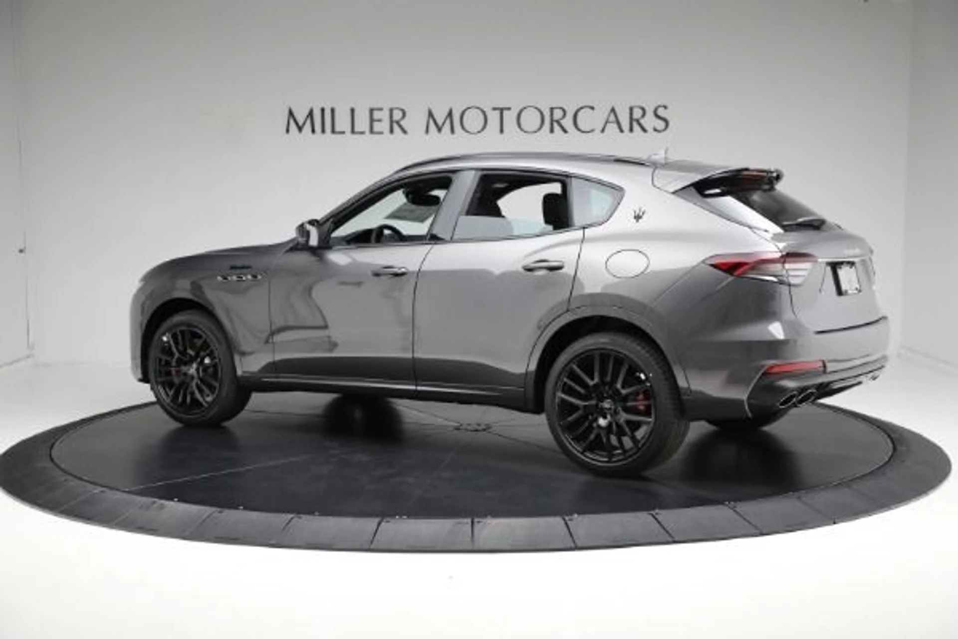 mph007_1421232402_New_2024_Maserati_Levante_Modena_Ultima_996dfc79e9