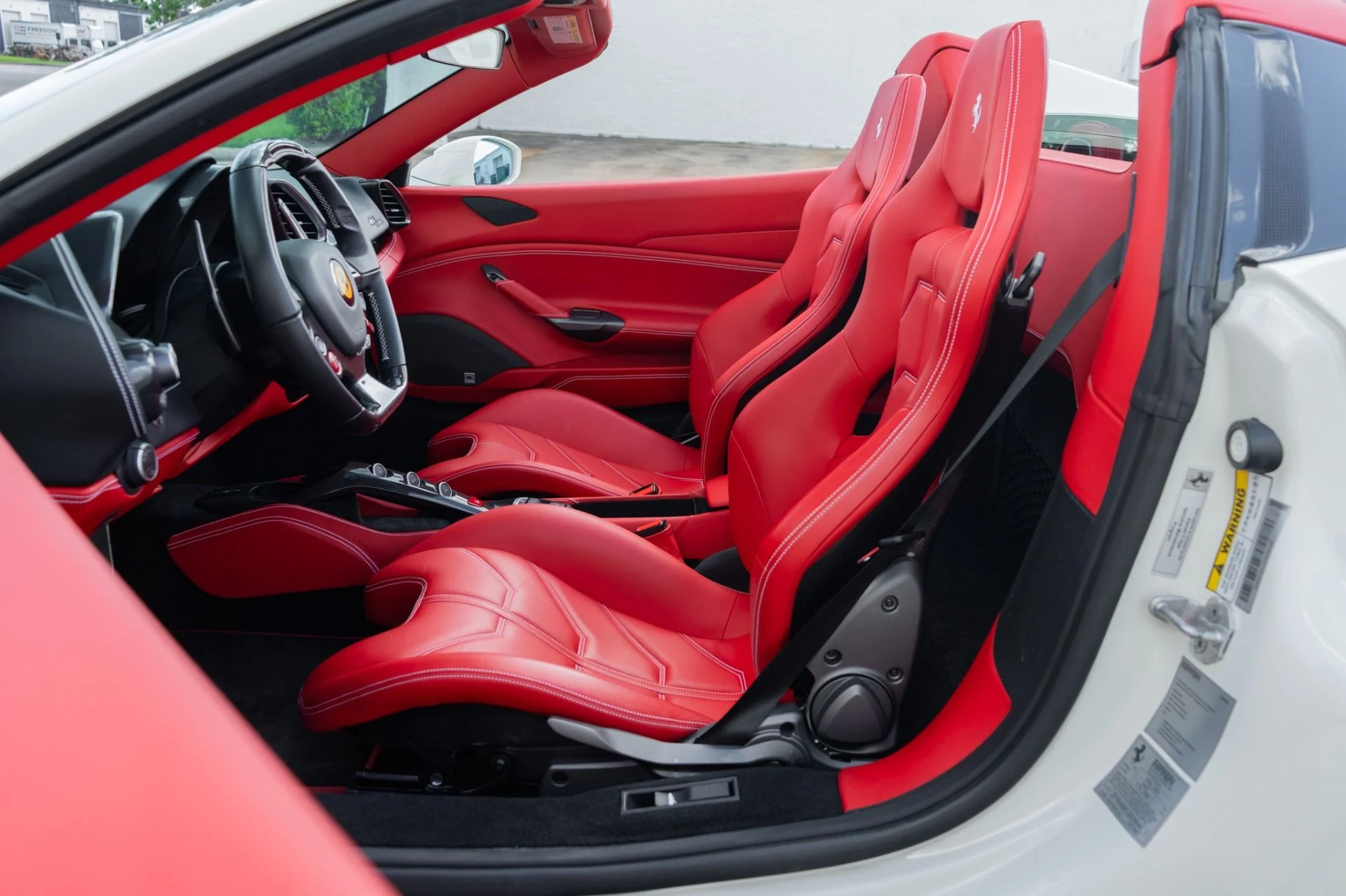 mph007_1423656029_Used_2018_Ferrari_488_Spider_1781219739_29e36d0264