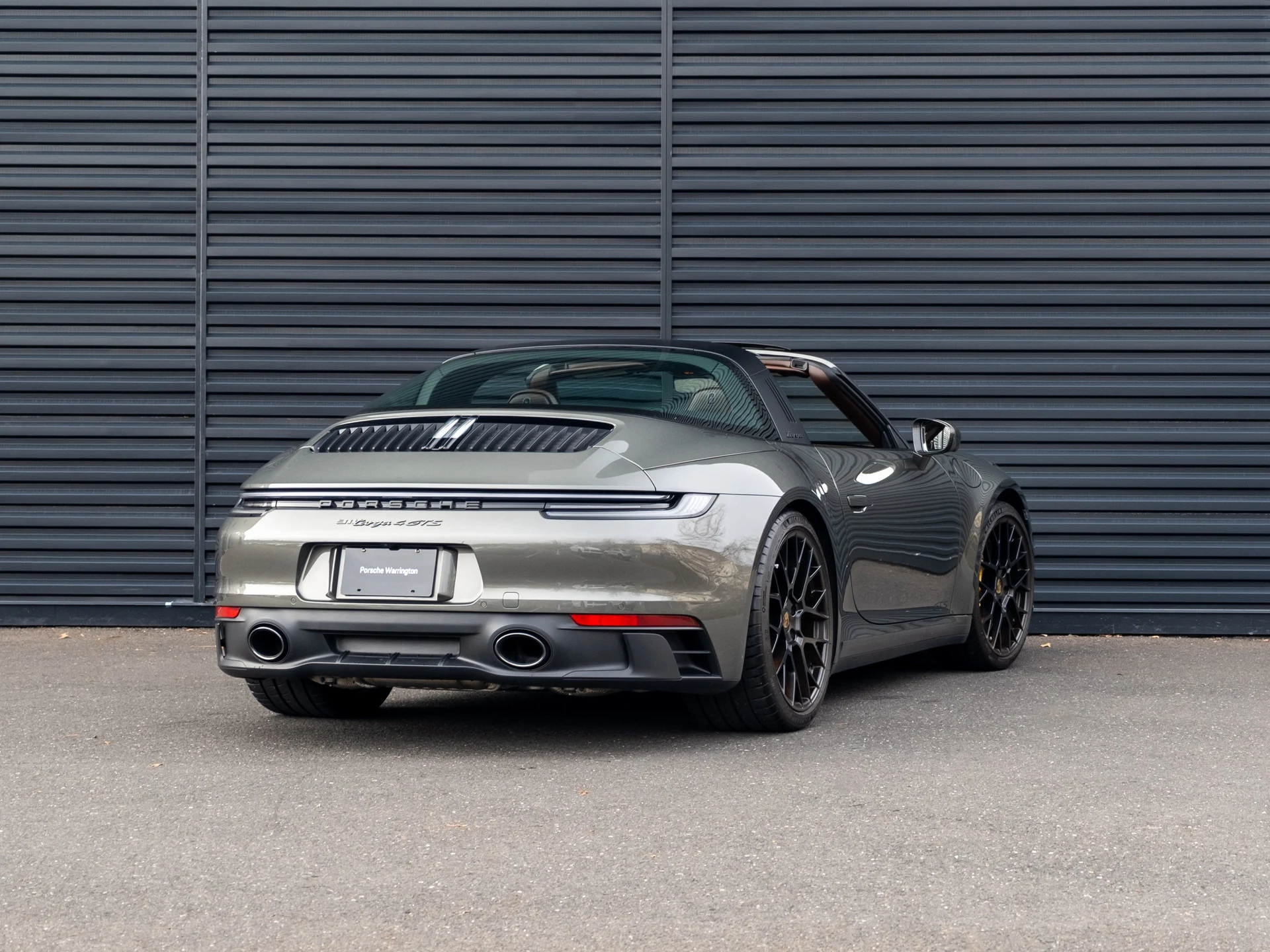 mph007_142909351_8_7e283d3435