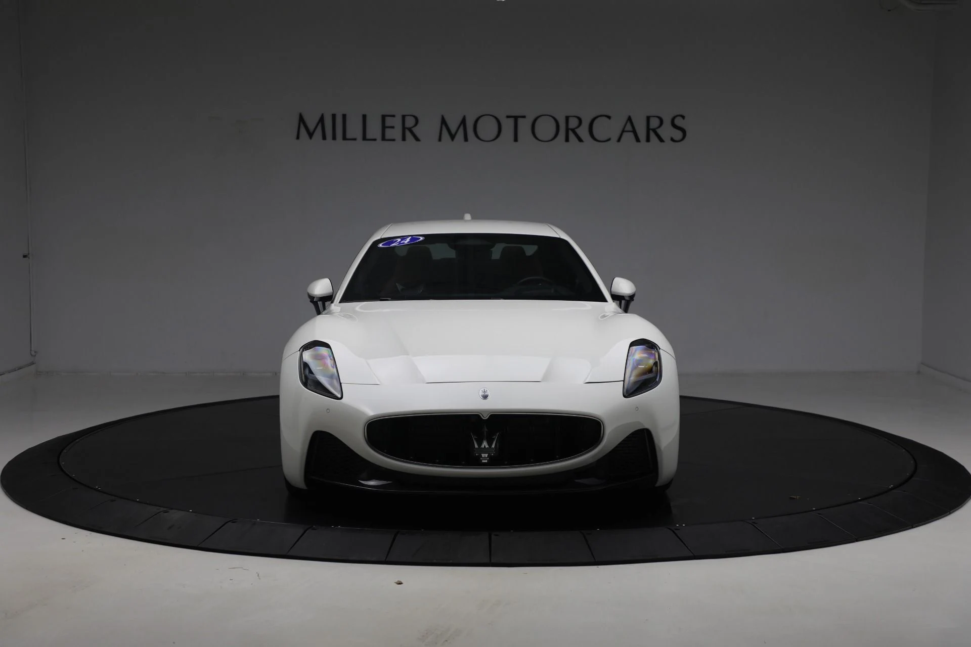mph007_1433174500_Used_2024_Maserati_Gran_Turismo_Modena_41f09dbe98
