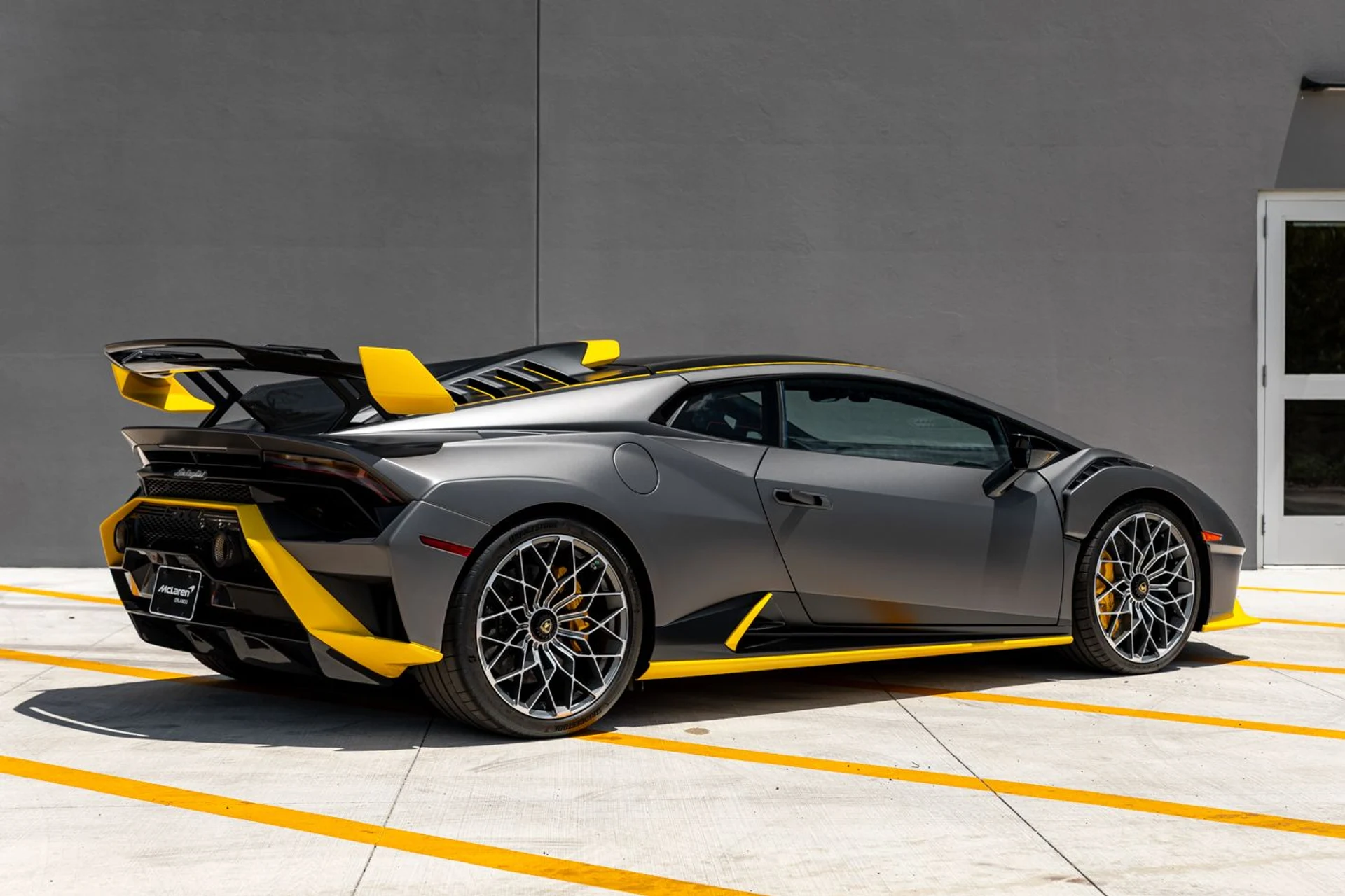 mph007_1438736706_Used_2024_Lamborghini_Huracan_STO_38c7392f3a