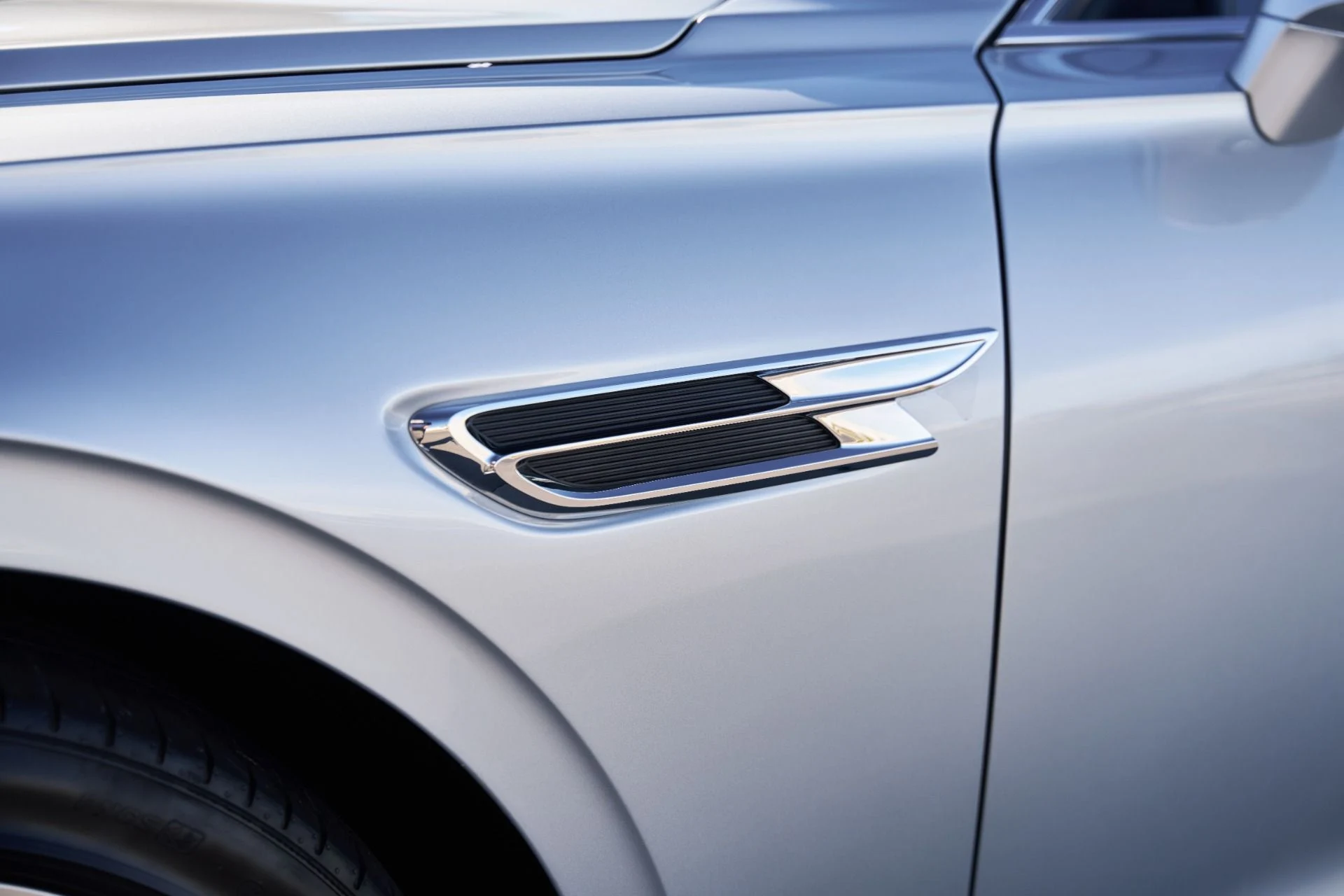 mph007_1447214710_Used_2022_Bentley_Flying_Spur_V8_1793211947_f64e19b9b4