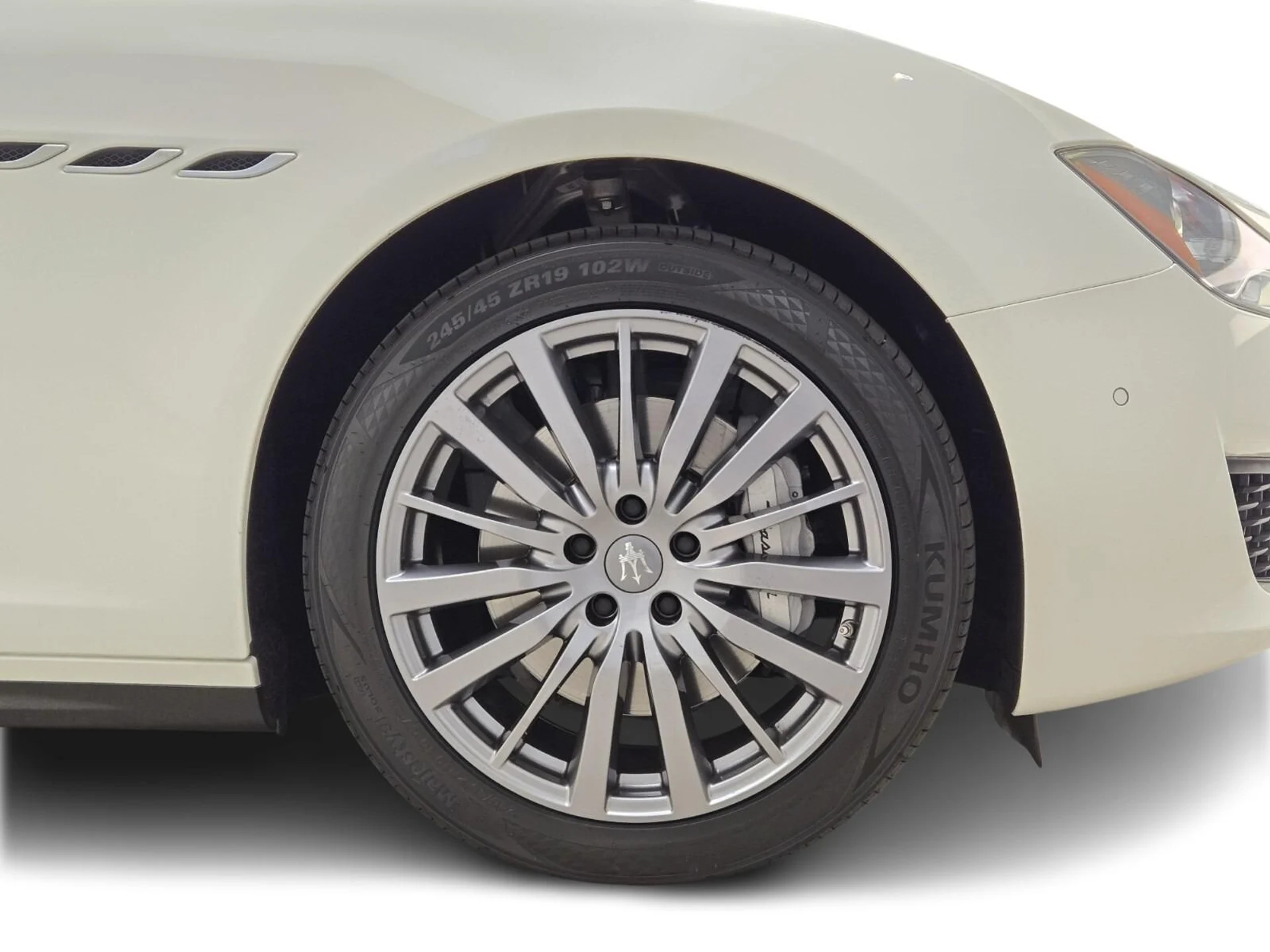 mph007_1449794443_Used_2018_Maserati_Ghibli_1763108804_c3f506f720