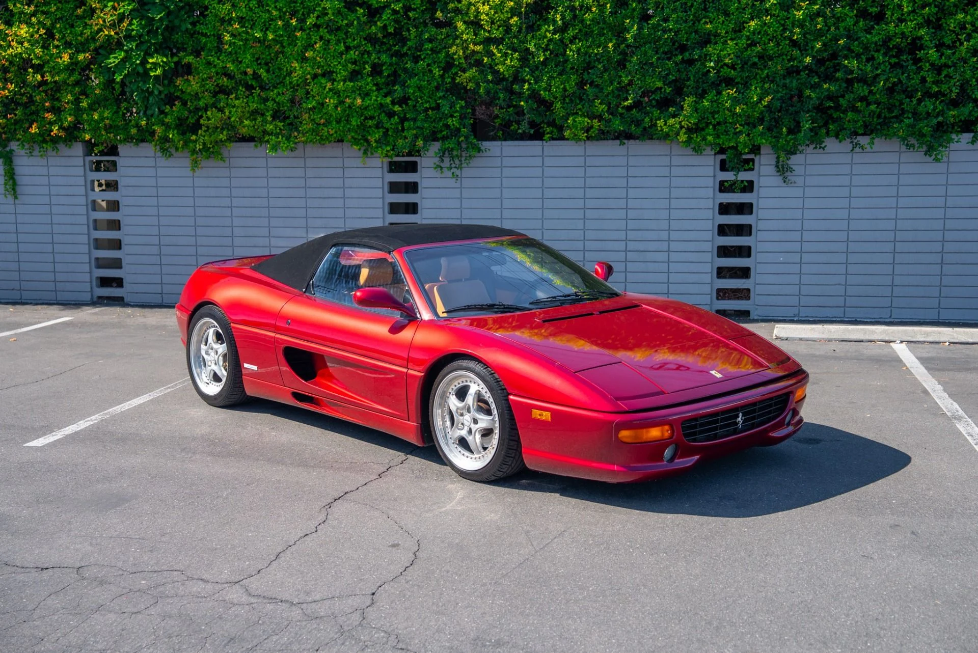 mph007_1452288644_Used_1995_Ferrari_F355_Spider_1762303570_dea6e01d3e