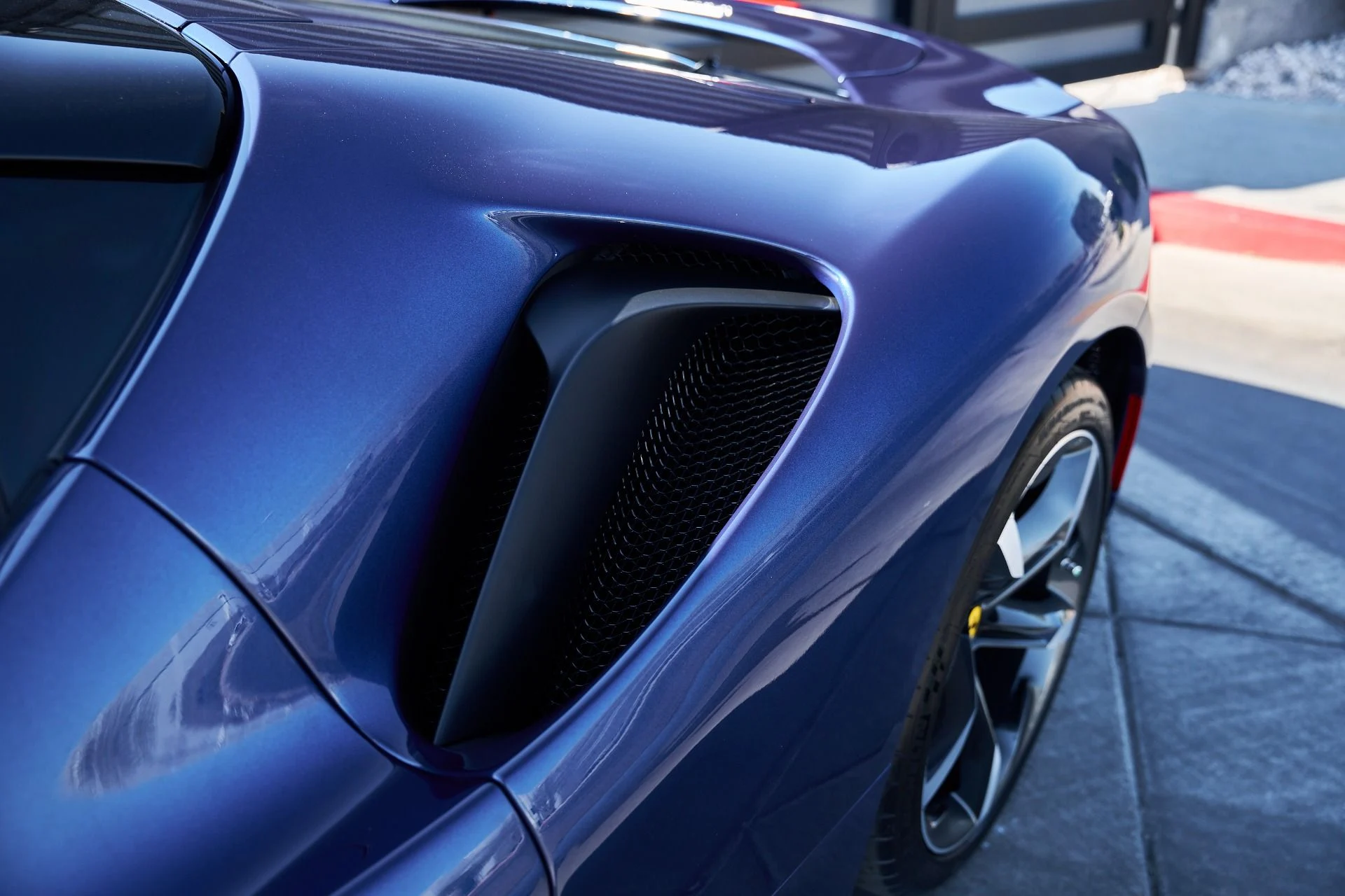 mph007_1453509778_Used_2023_Ferrari_SF_90_Stradale_1769908968_bc0b9bcb5b