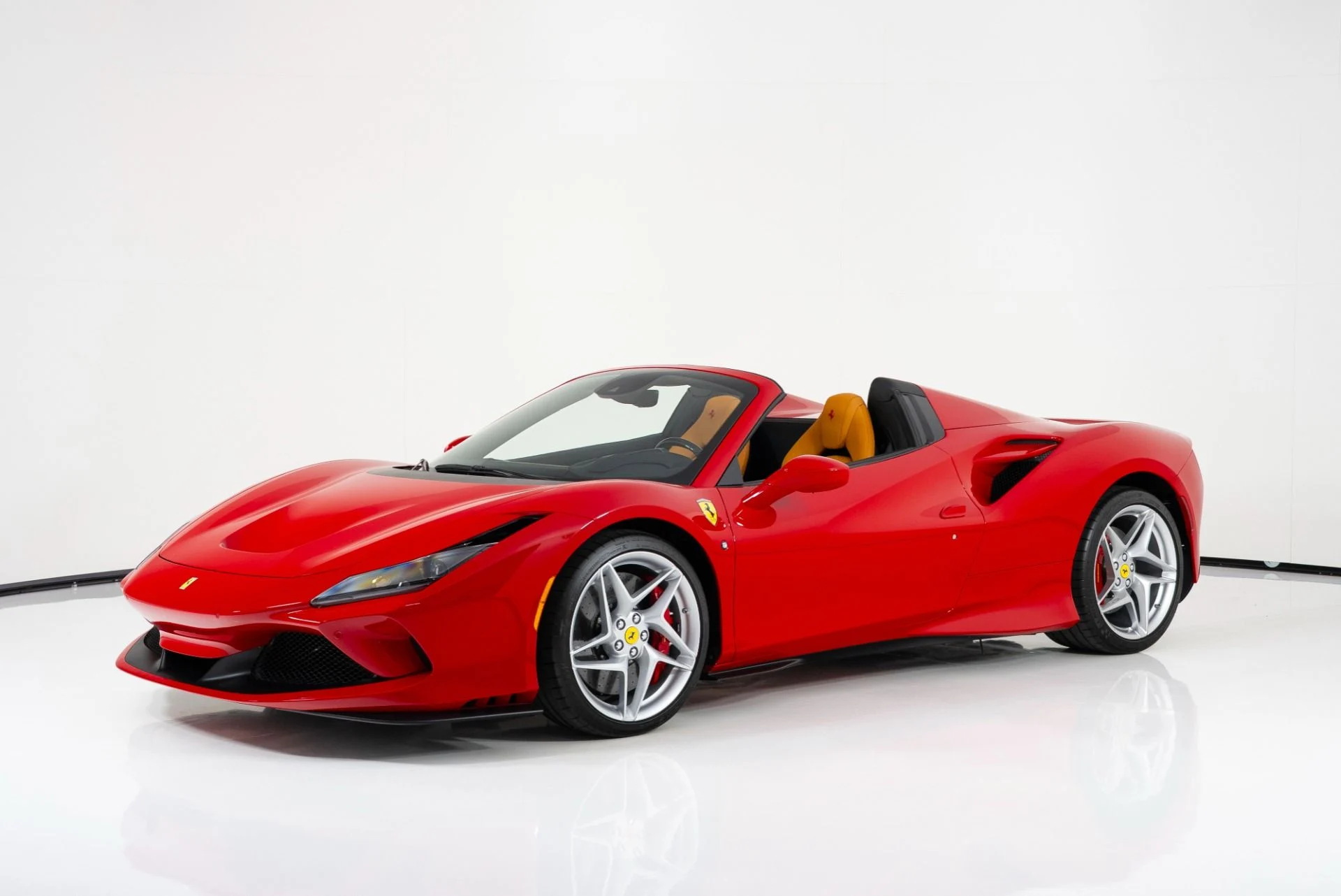 mph007_1454320341_Used_2021_Ferrari_F8_Spider_1757957104_edf86bd600