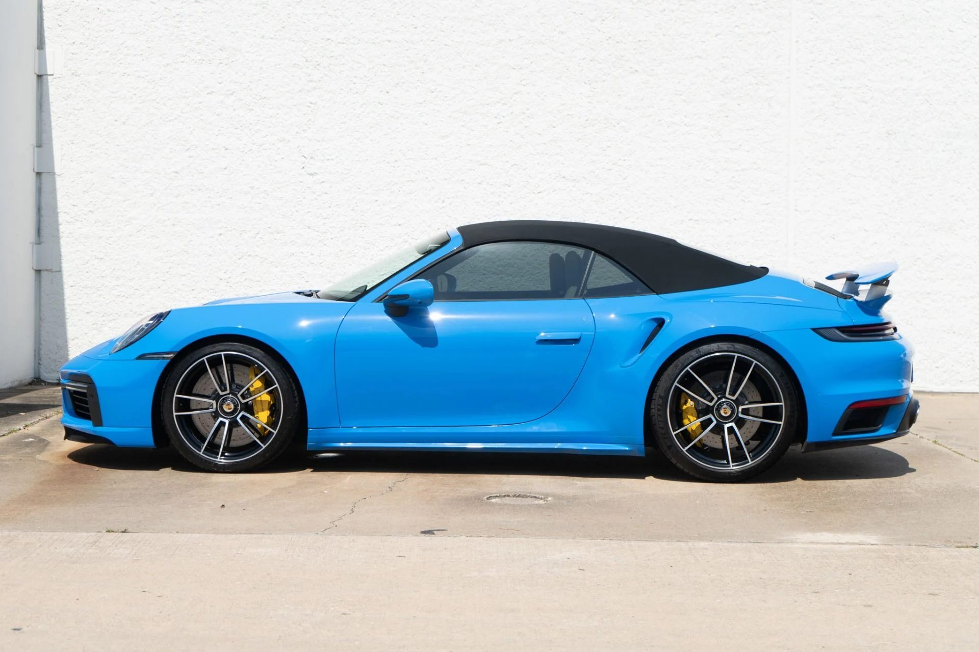 mph007_1462370890_Used_2023_Porsche_911_Turbo_S_1780079475_1d670b4deb