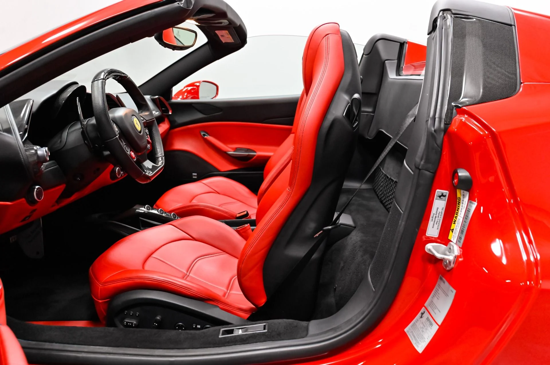 mph007_1464281595_Used_2018_Ferrari_488_Spider_1790629138_b7ec95dae3