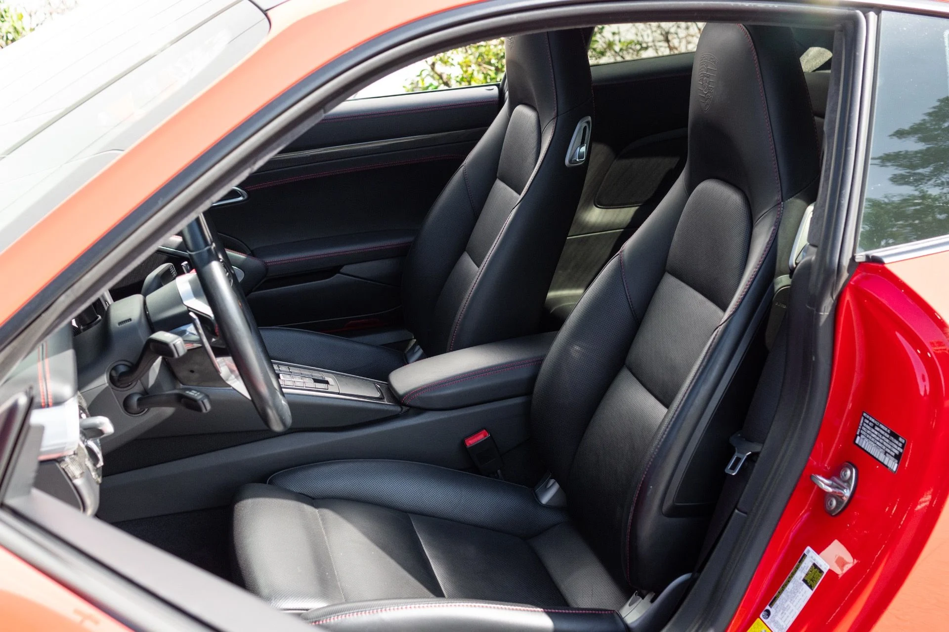 mph007_1467566012_Used_2019_Porsche_911_Carrera_4_1772073420_5dce36e4f9