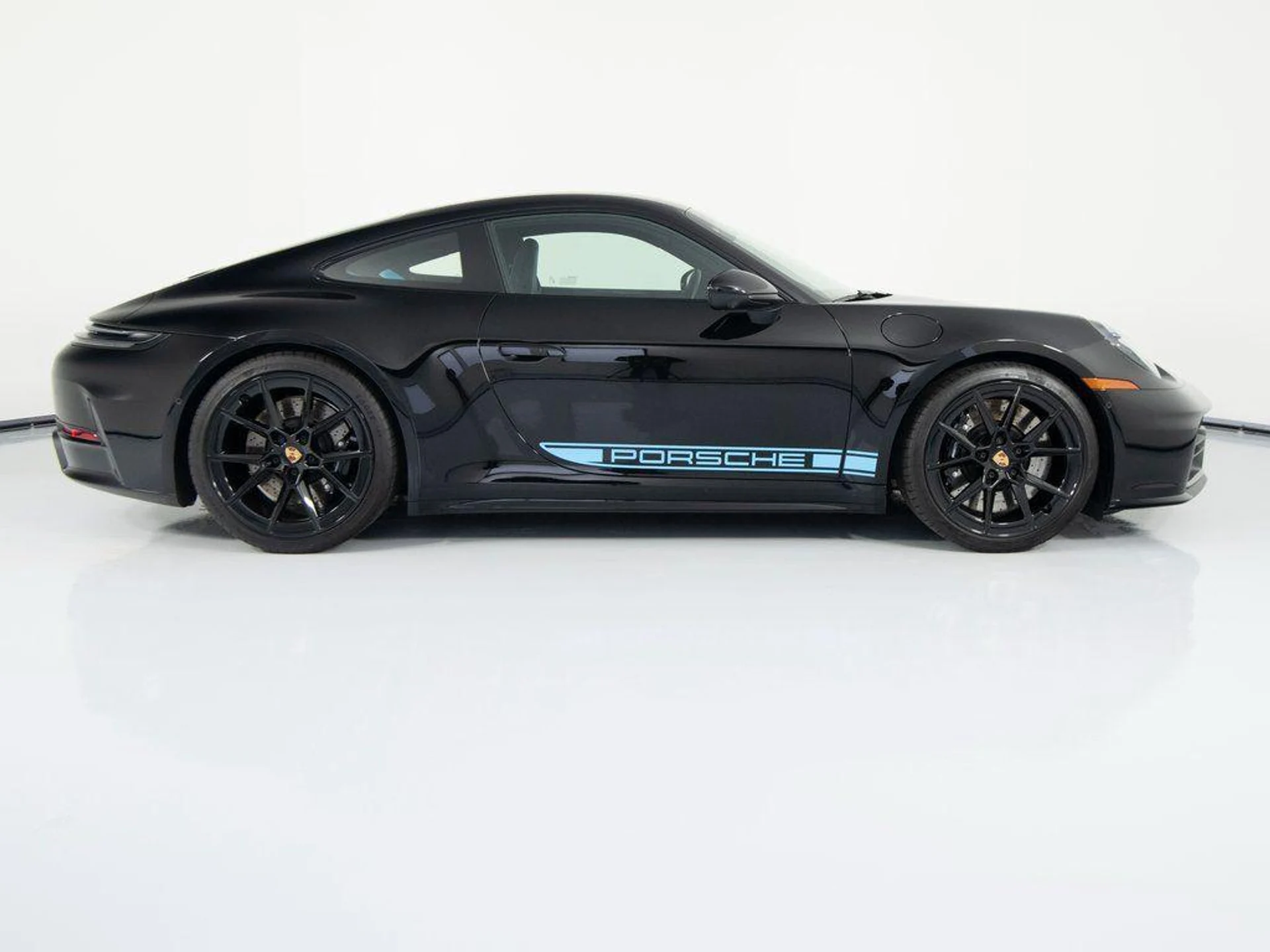 mph007_1467901416_Hqsggo_Zb_CC_Fr3l_HC_Nu_O1dvr_H_Lno_22282cca52