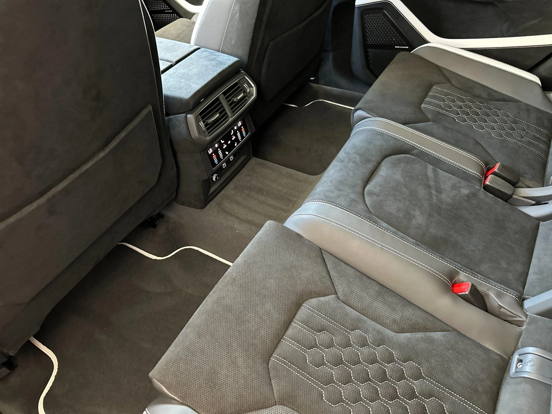 mph007_1468664640_New_2024_Lamborghini_Urus_Performante_1747424511_7e97392377