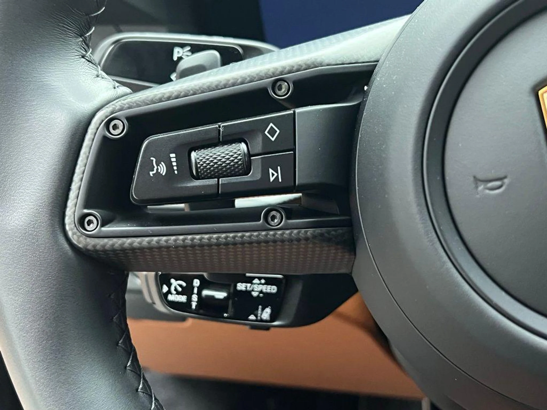 mph007_1471357352_UC_3u_Txb_Fld_Xfd_Rw7_Dvvypiqz_Gf0_0edbb266f9