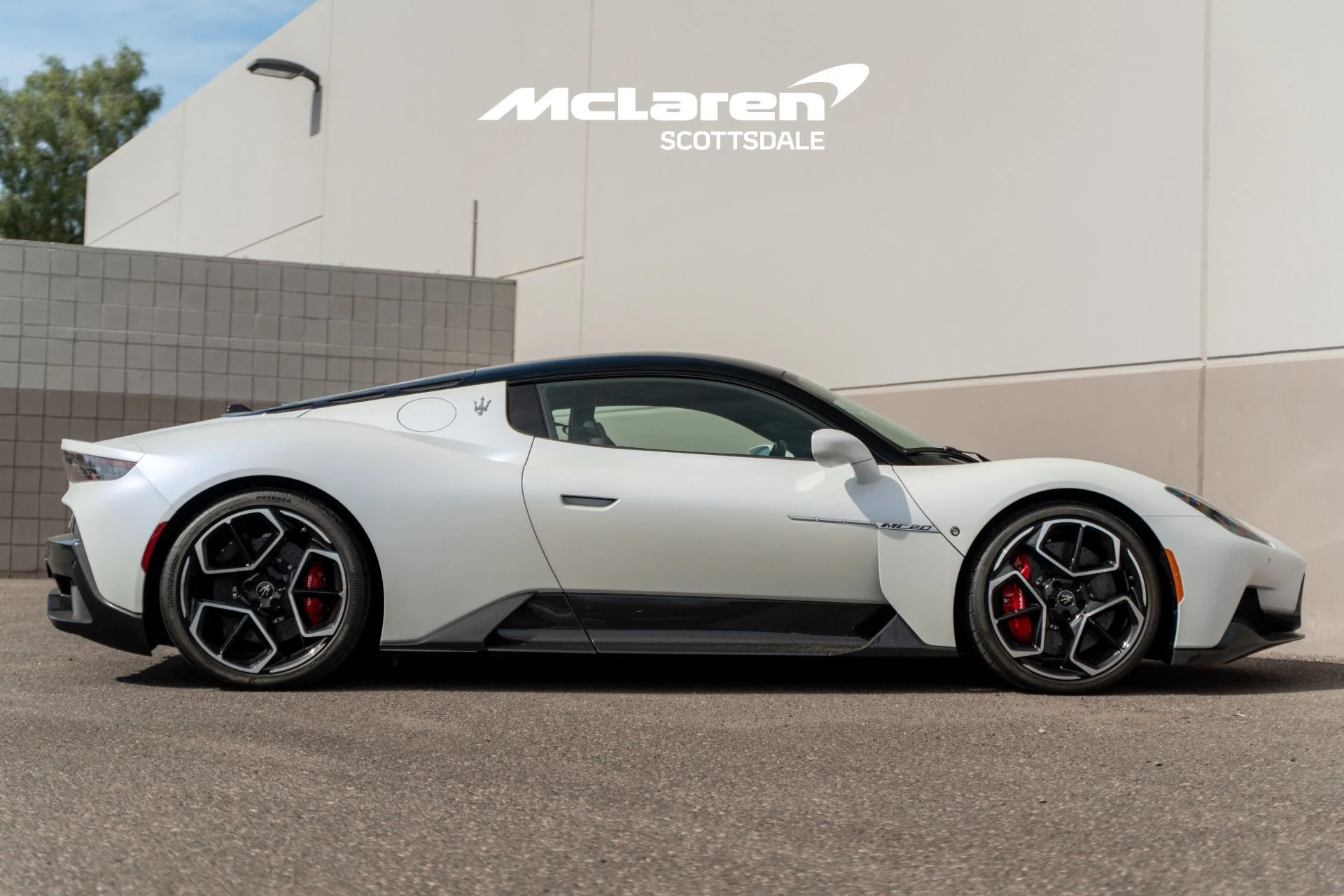 mph007_1472227638_Used_2023_MASERATI_MC_20_1762552733_8391b6e485