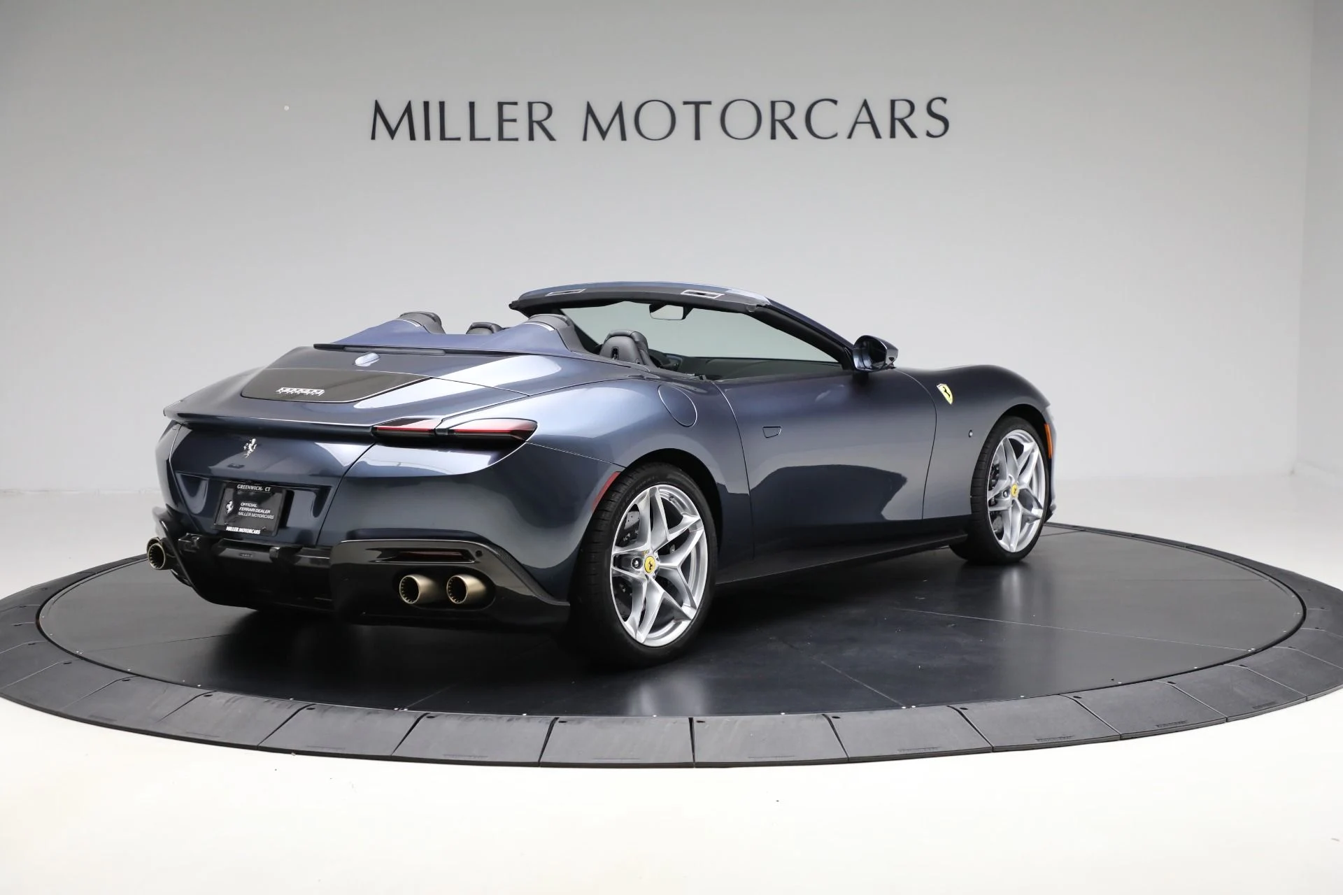 mph007_147464087_Used_2024_Ferrari_Roma_Spider_7c50f3e049