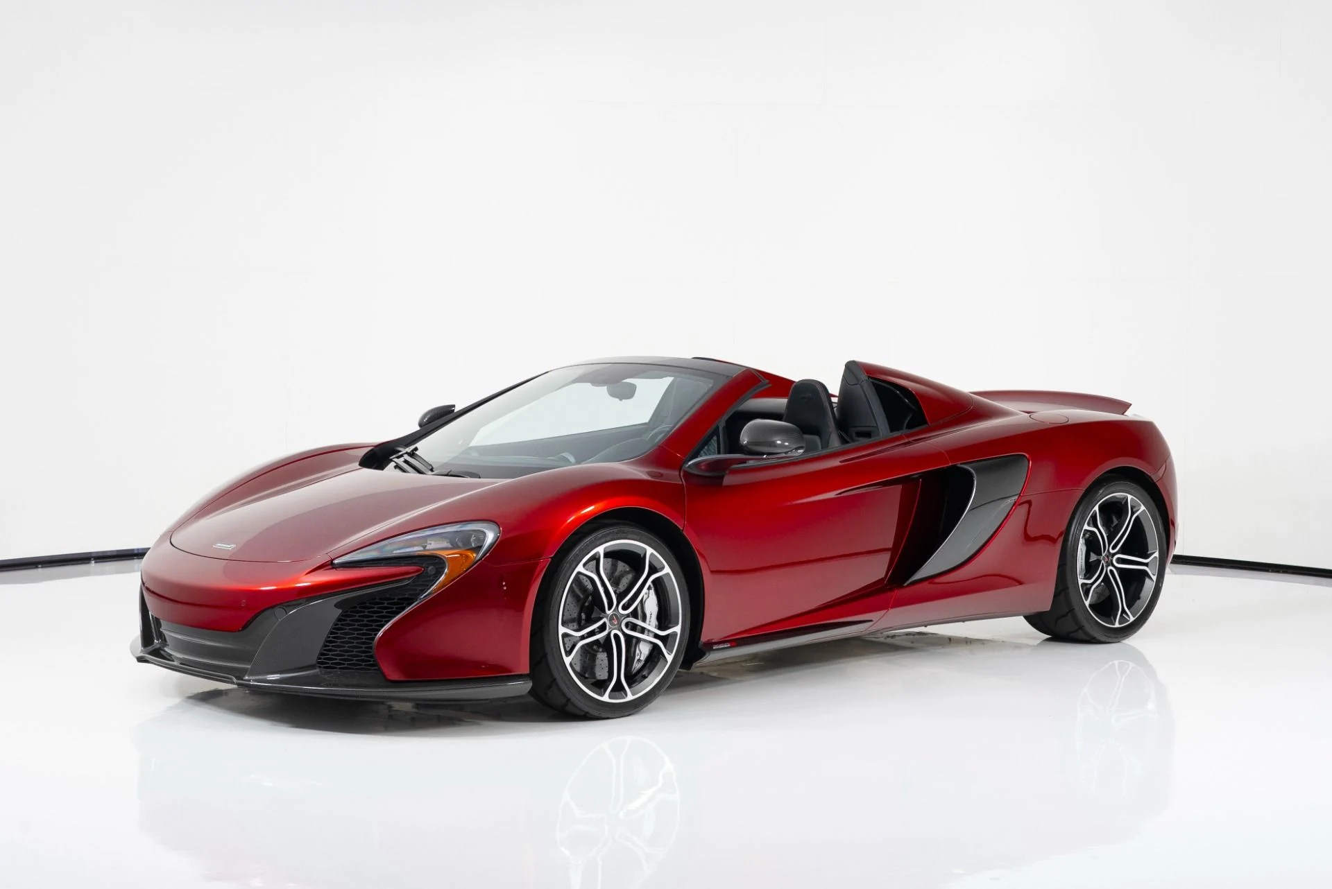 mph007_1489415758_Used_2016_Mclaren_650_S_Spider_1758049504_ea135df593
