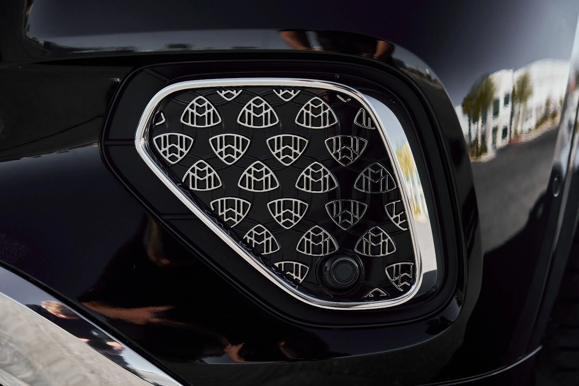 mph007_148949553_Used_2026_Mercedes_Benz_GLS_Maybach_GLS_600_1772593165_b83f895dce