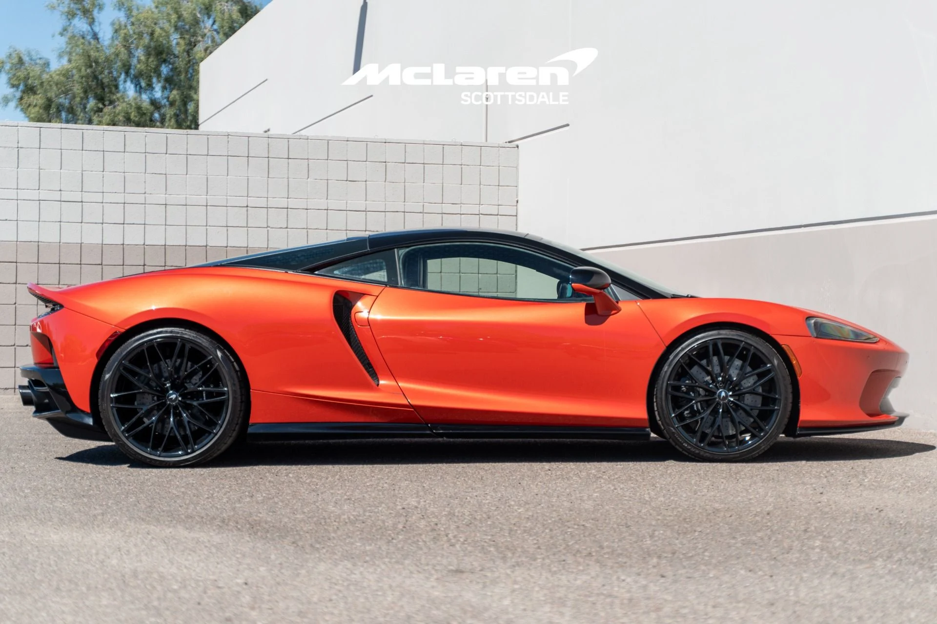 mph007_1490640886_Used_2023_MCLAREN_GT_1774888989_a6443f1409